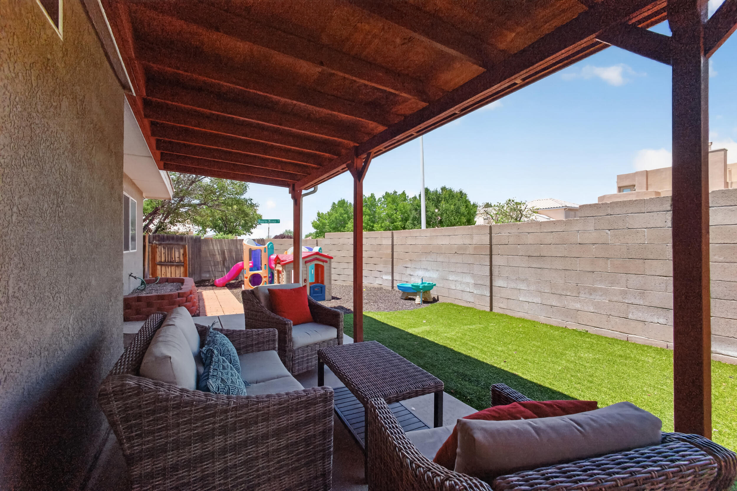 Photo 16 — 6601 Vista Del Rancho Road NE