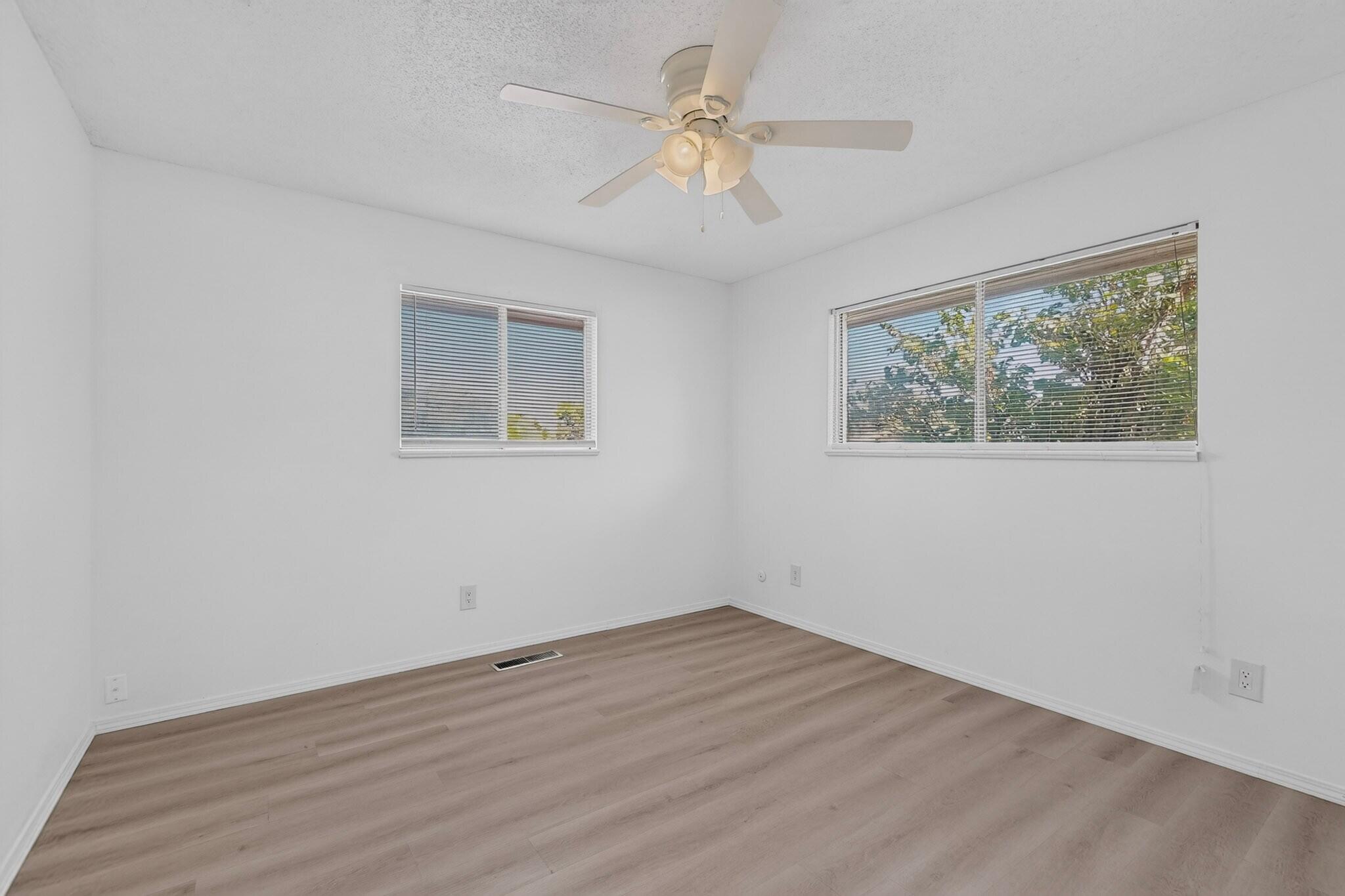 Photo 10 — 10302 San Gabriel Road NE
