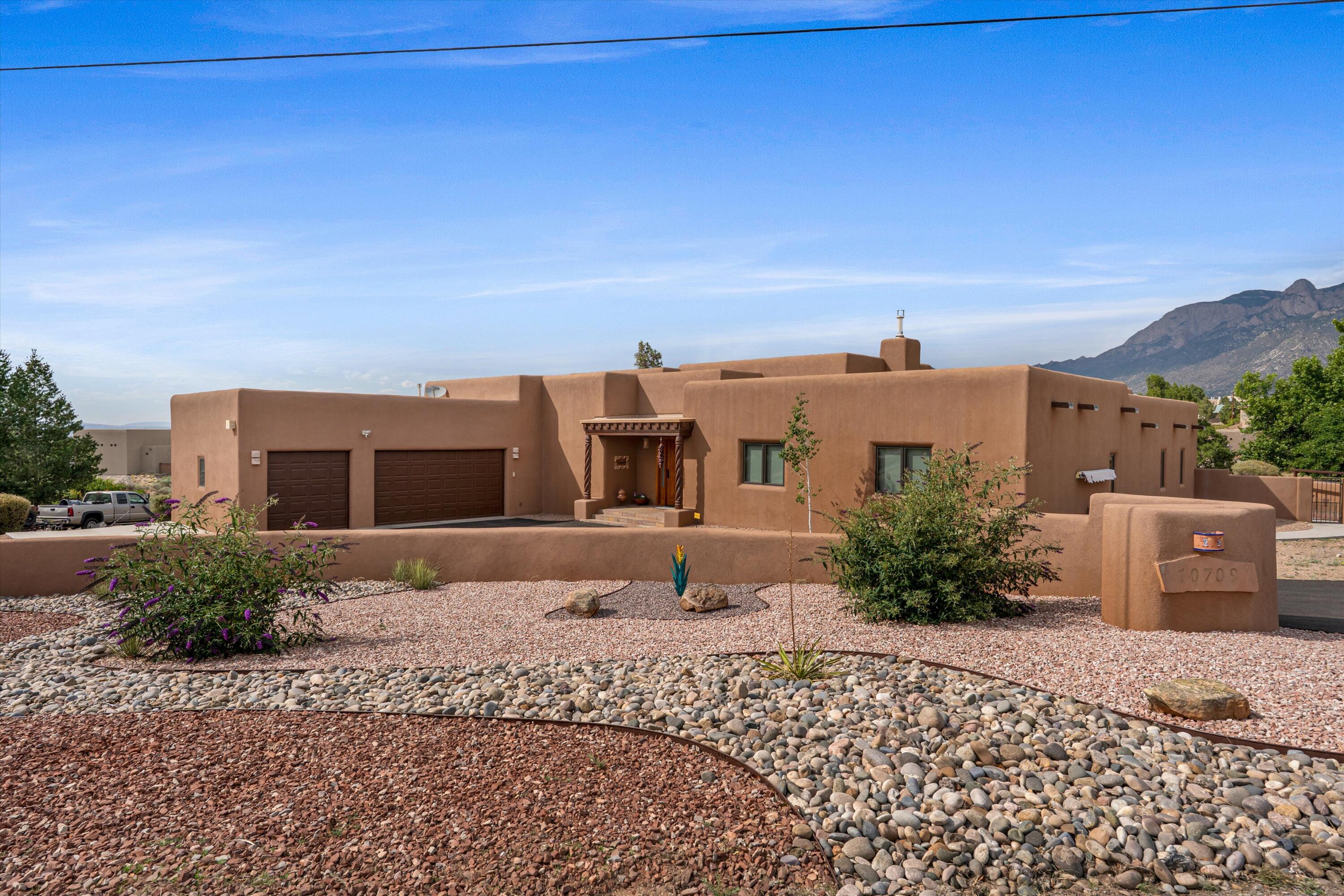 10709 San Francisco Road NE, Albuquerque, NM 87122