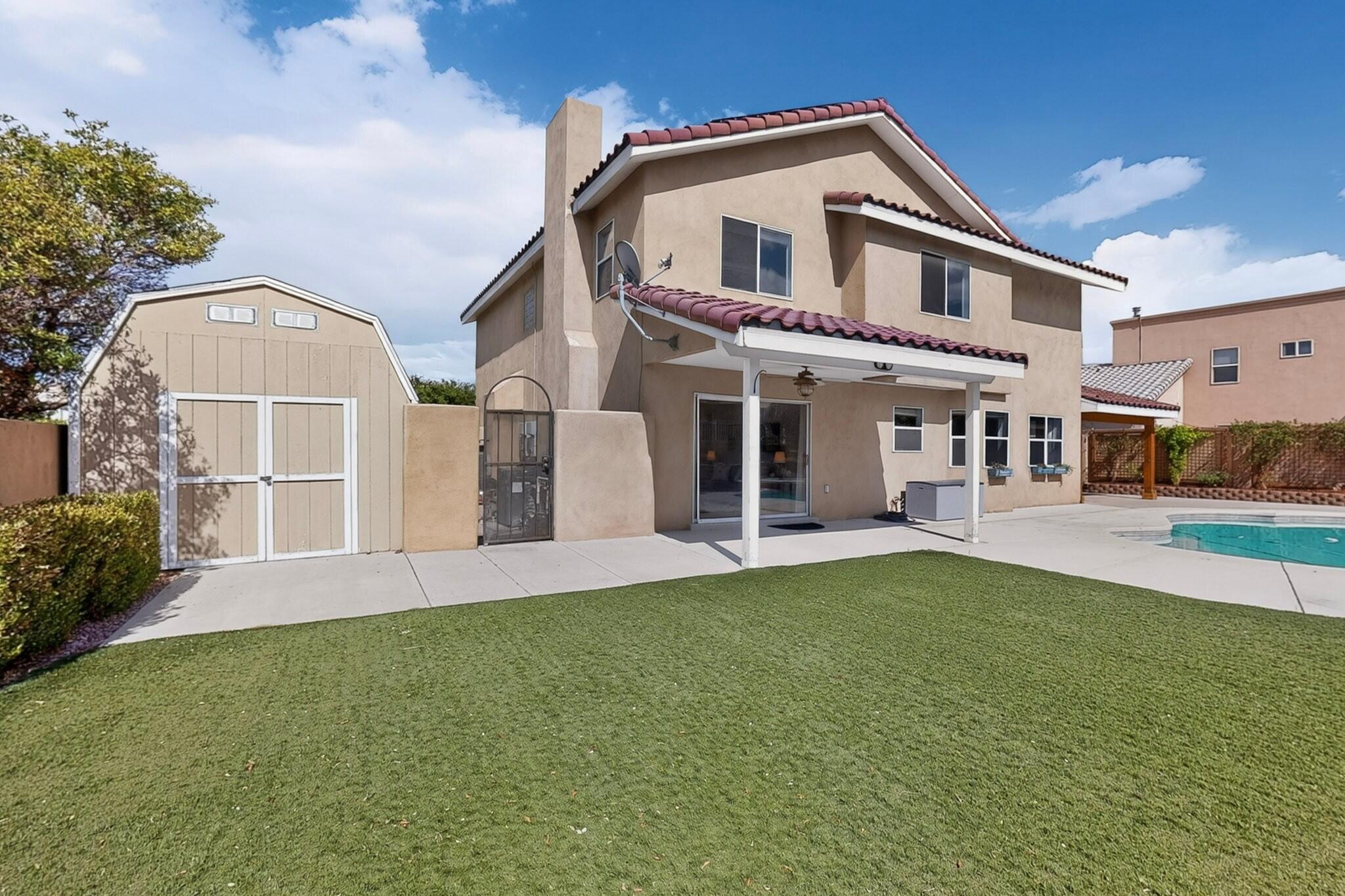 Photo 17 — 10417 Vista Del Sol Drive NW