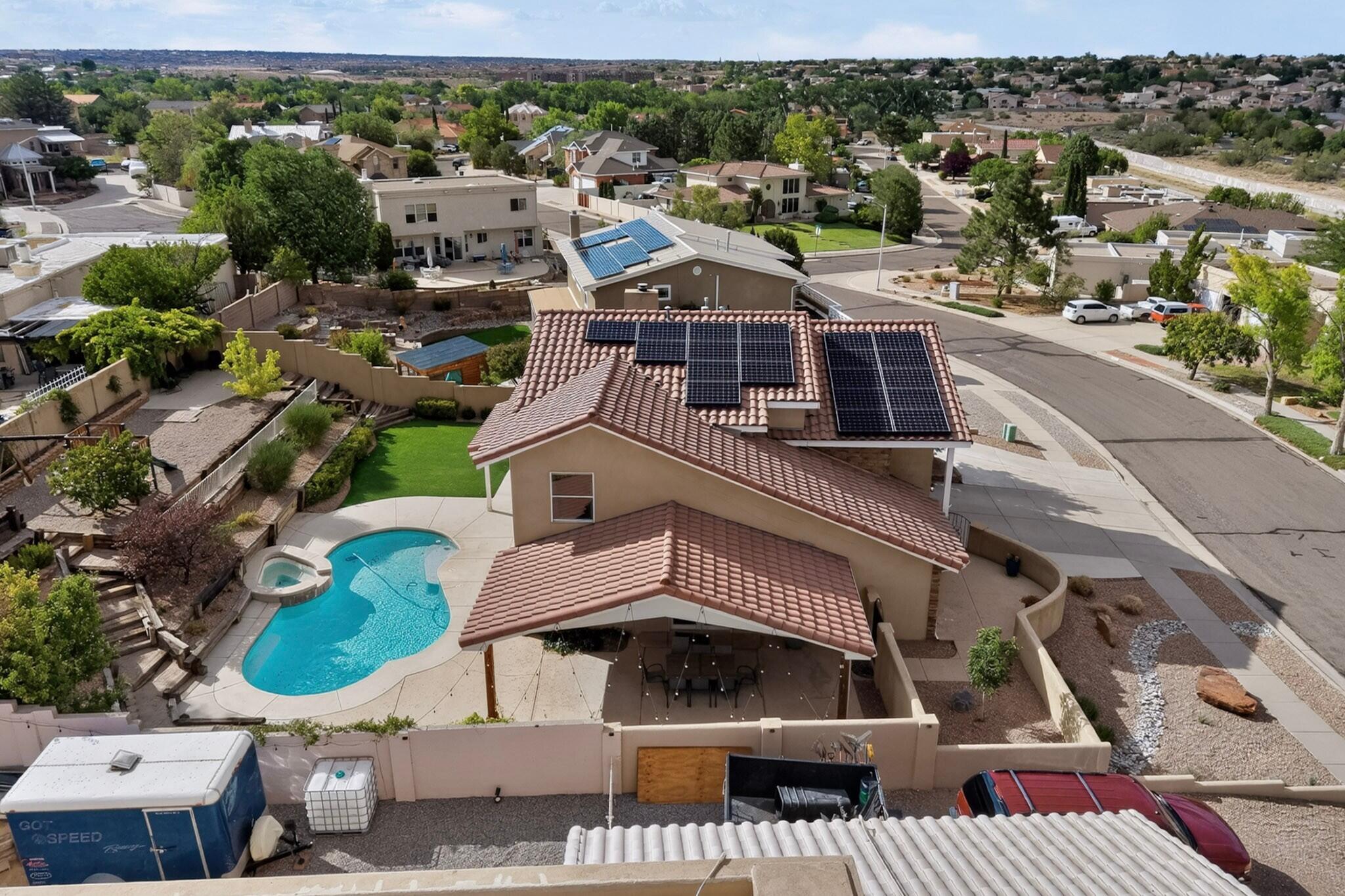 Photo 9 — 10417 Vista Del Sol Drive NW