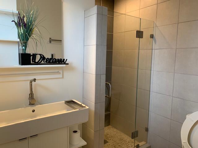 Photo 3 — 8513 Capulin Road NE
