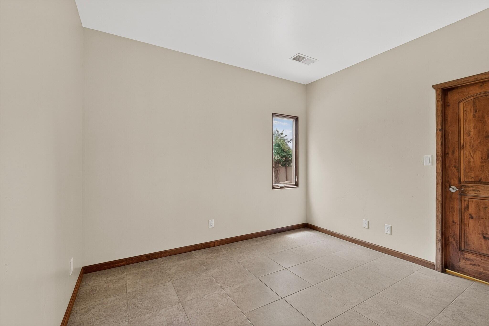 Photo 20 — 2604 Rincon Del Rio Court NW