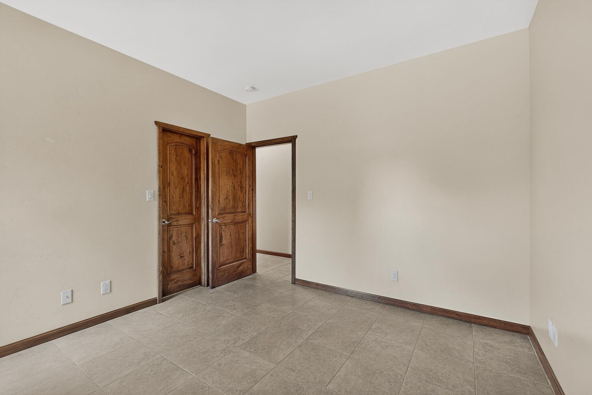 Photo 19 — 2604 Rincon Del Rio Court NW