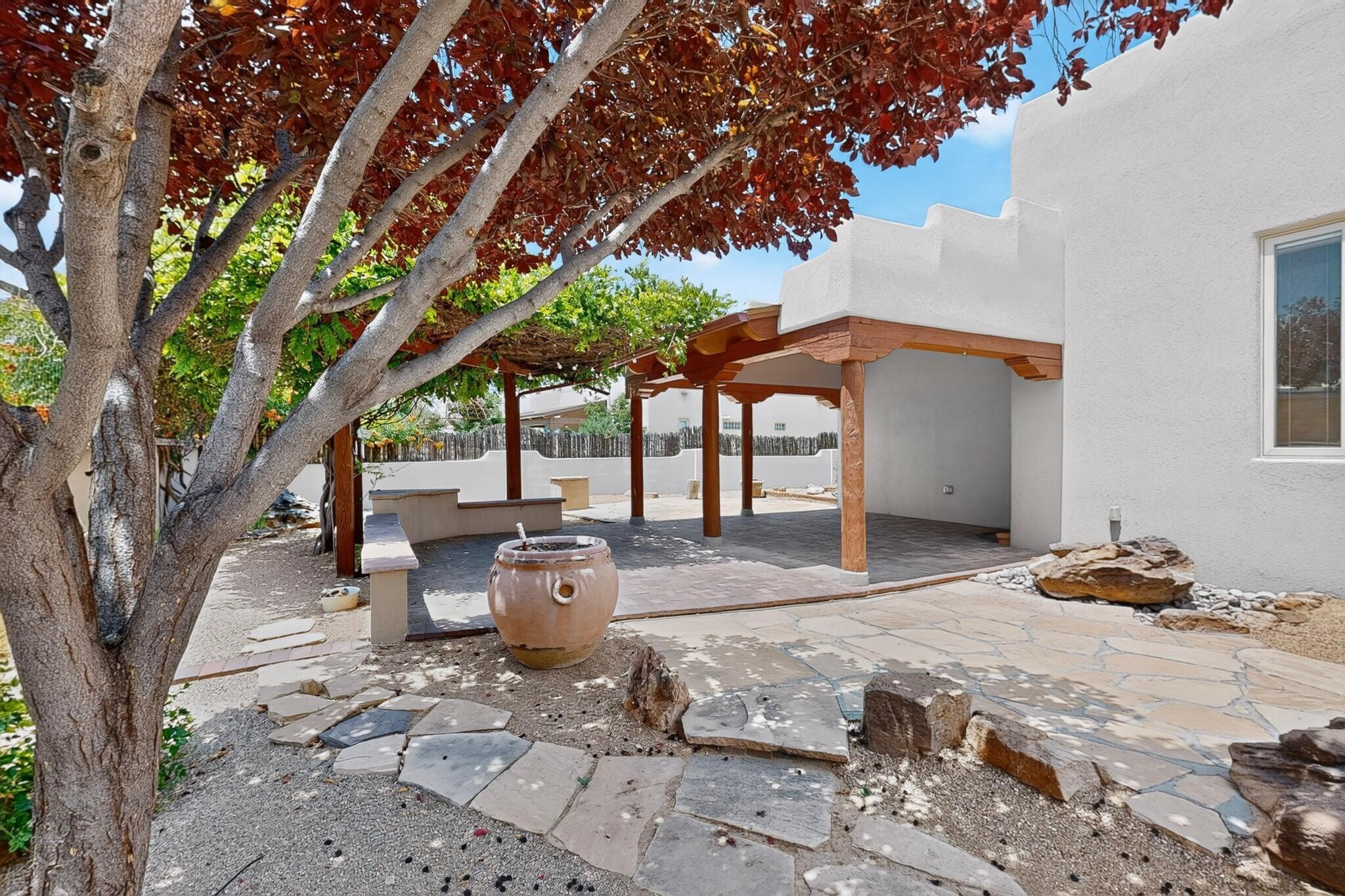 Photo 11 — 2604 Rincon Del Rio Court NW