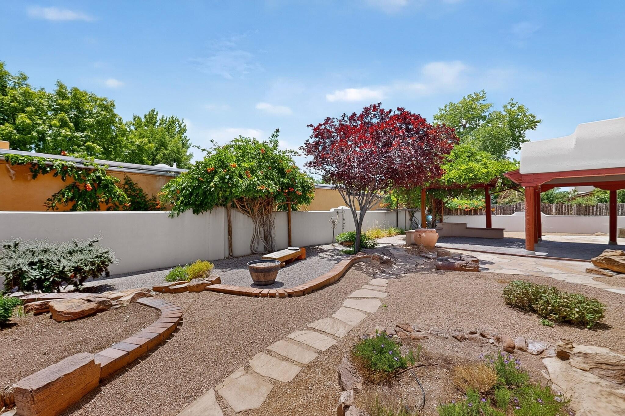 Photo 8 — 2604 Rincon Del Rio Court NW