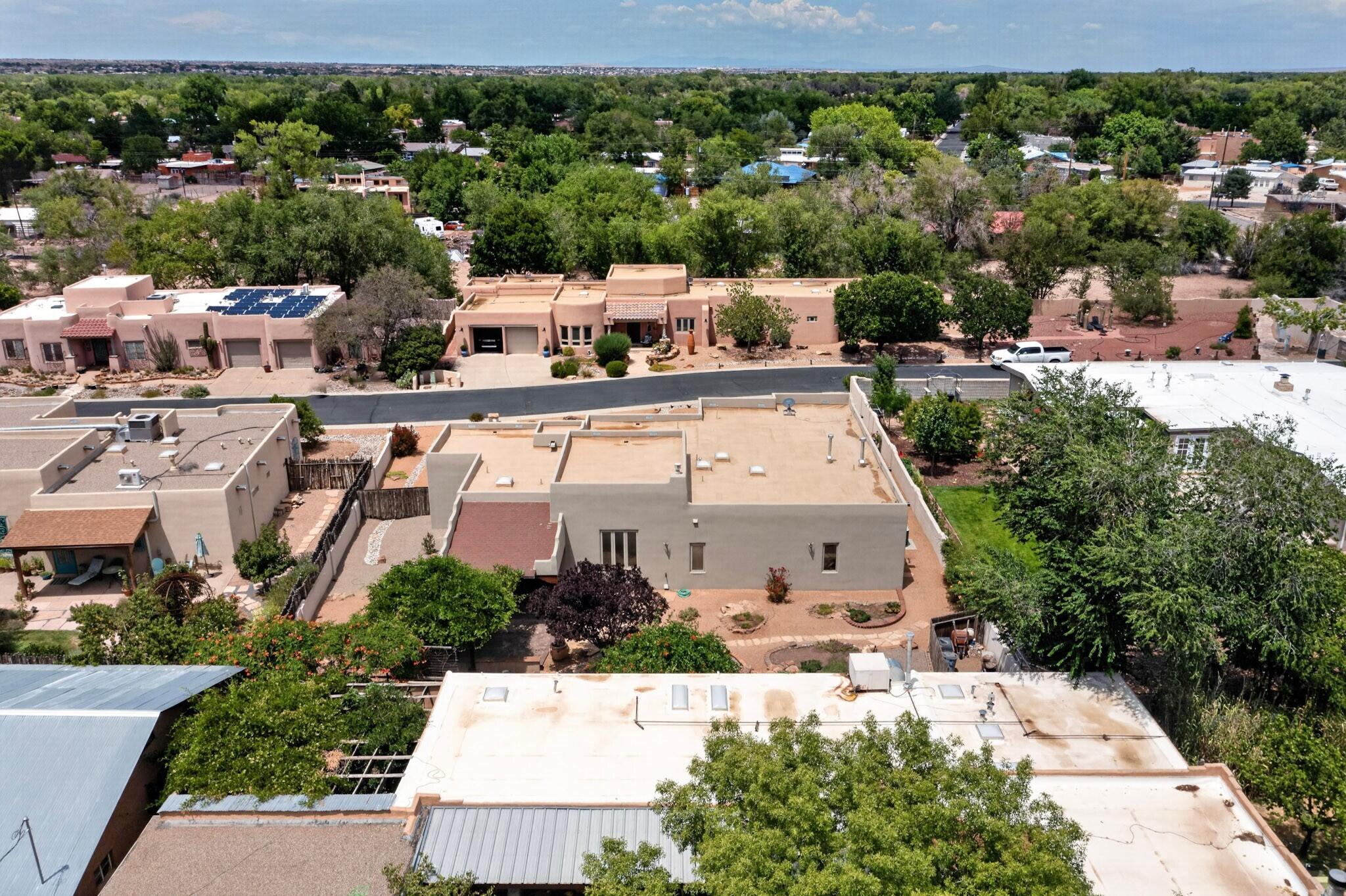 Photo 4 — 2604 Rincon Del Rio Court NW