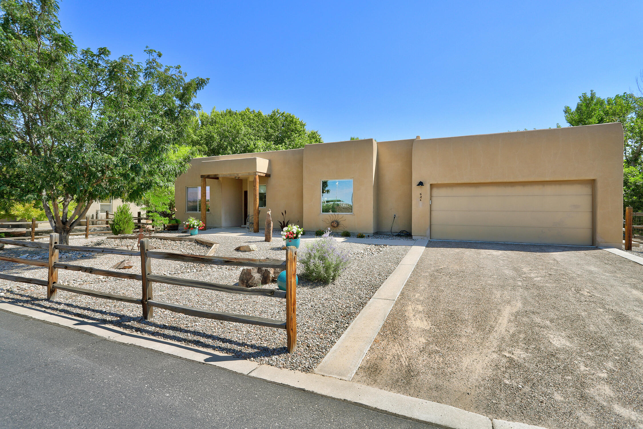 524 Avenida Los Suenos, Bernalillo, NM 87004