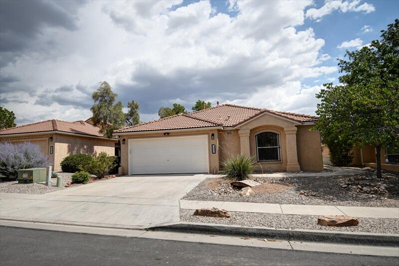 7204 Quail Springs Place NE, Albuquerque, NM 87113