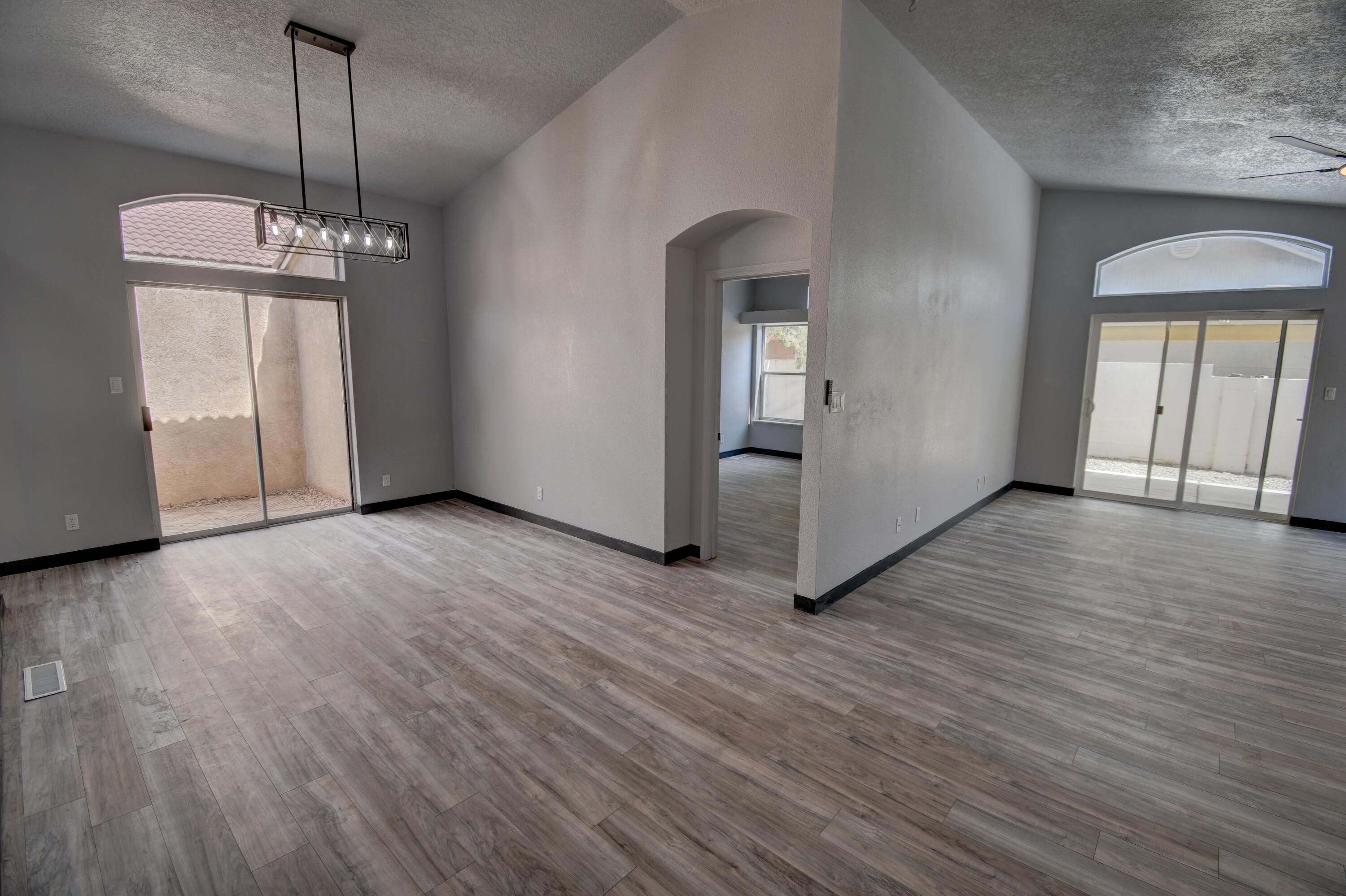 Photo 12 — 7204 Quail Springs Place NE