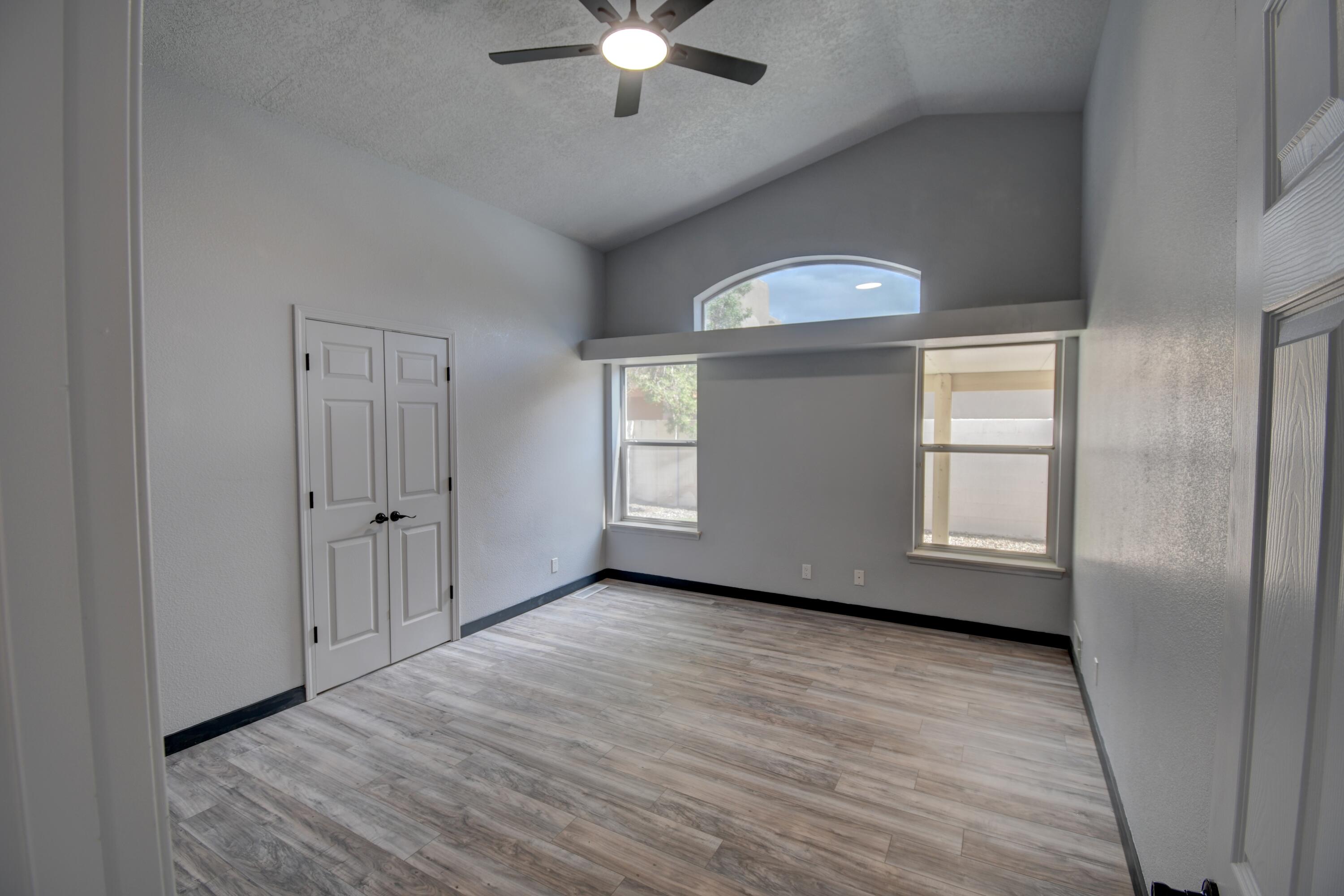 Photo 10 — 7204 Quail Springs Place NE