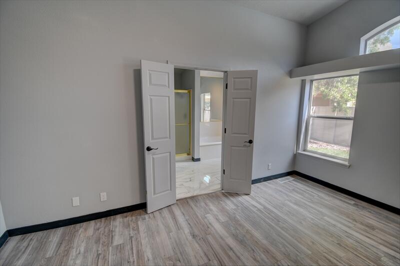 Photo 9 — 7204 Quail Springs Place NE