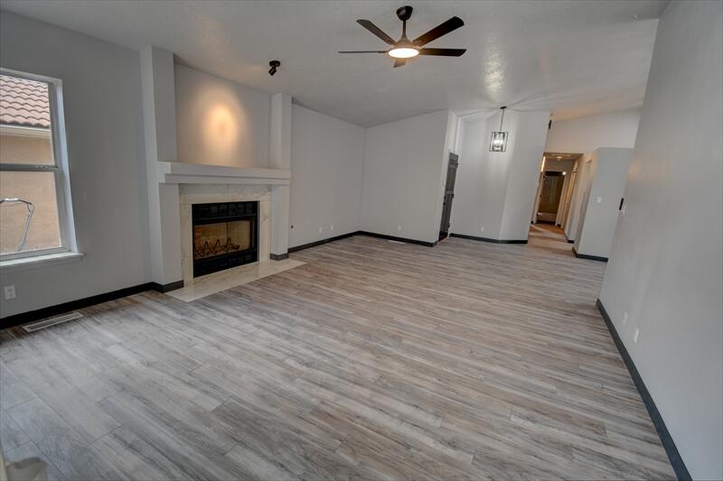 Photo 19 — 7204 Quail Springs Place NE