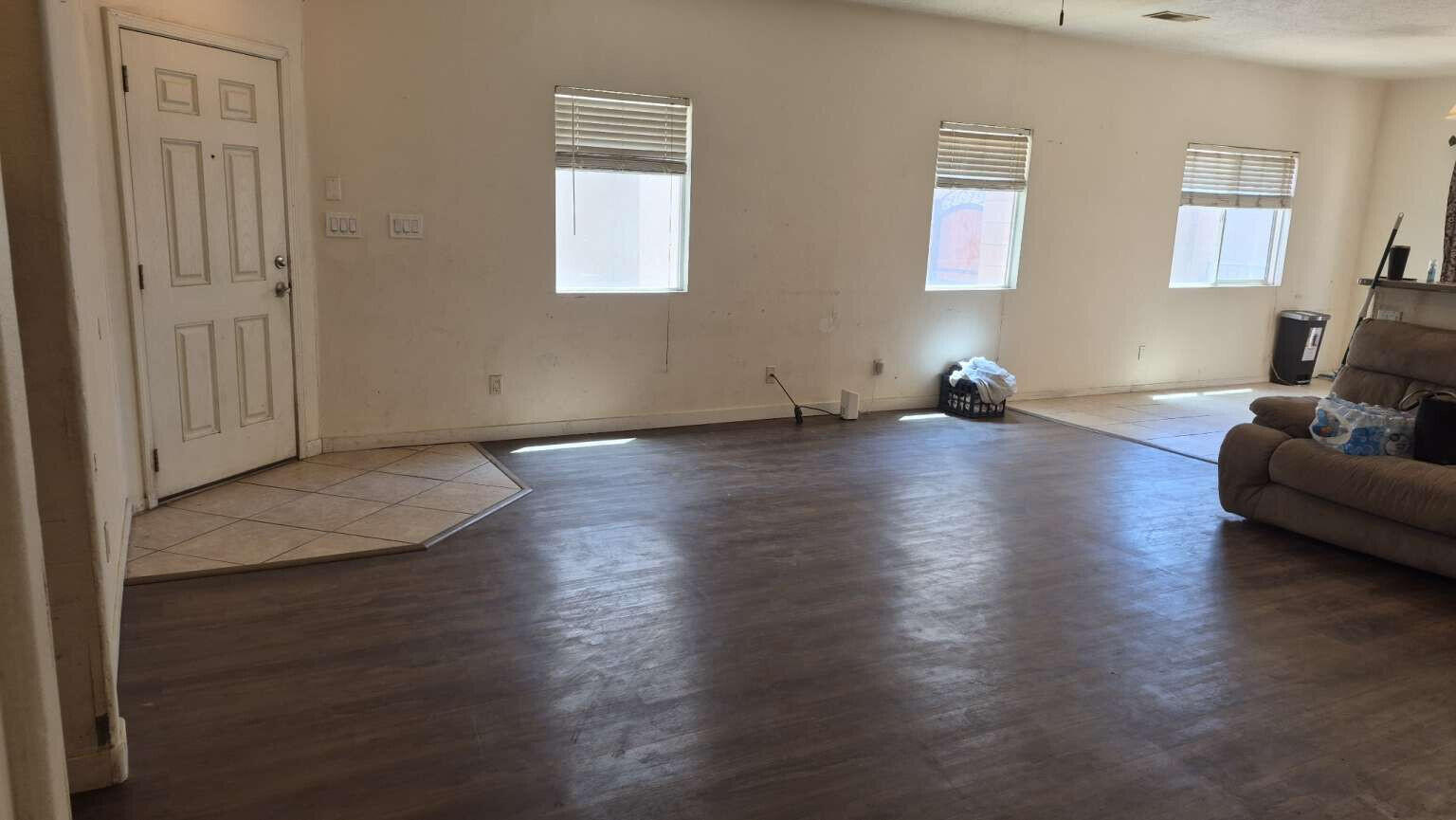 Photo 3 — 2809 Porto Street SW