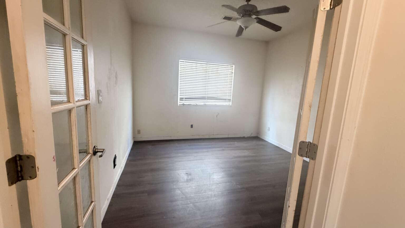 Photo 5 — 2809 Porto Street SW