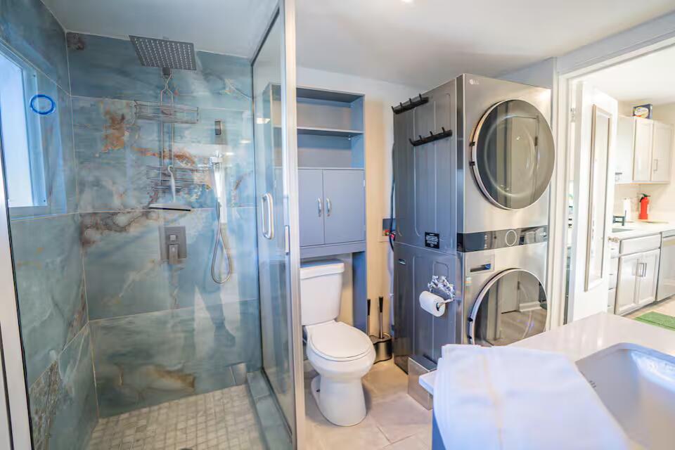 Photo 5 — 1124 Los Tomases Drive NW