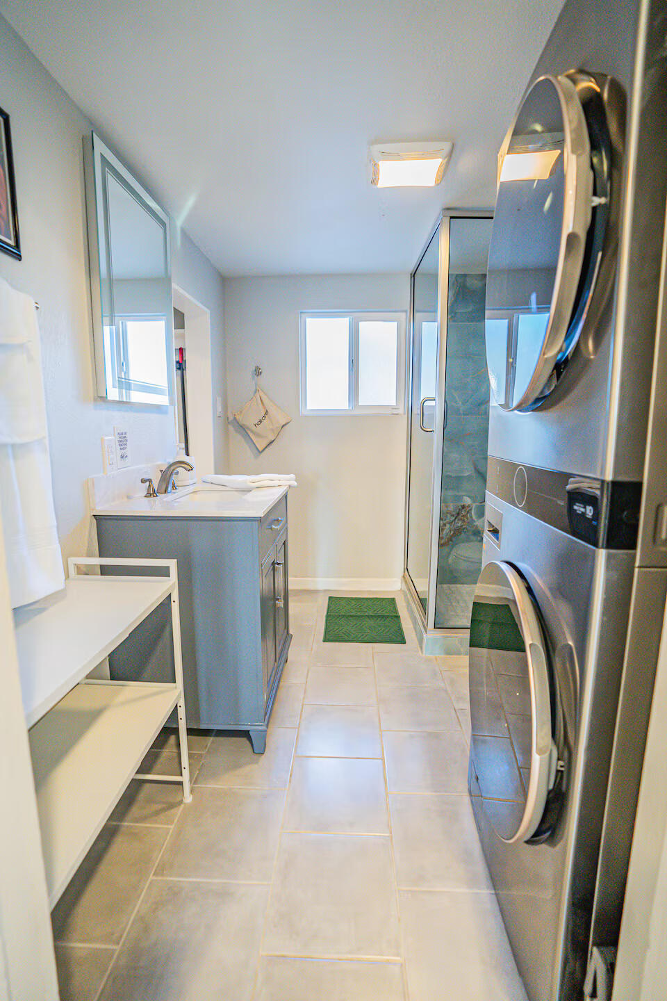 Photo 4 — 1124 Los Tomases Drive NW