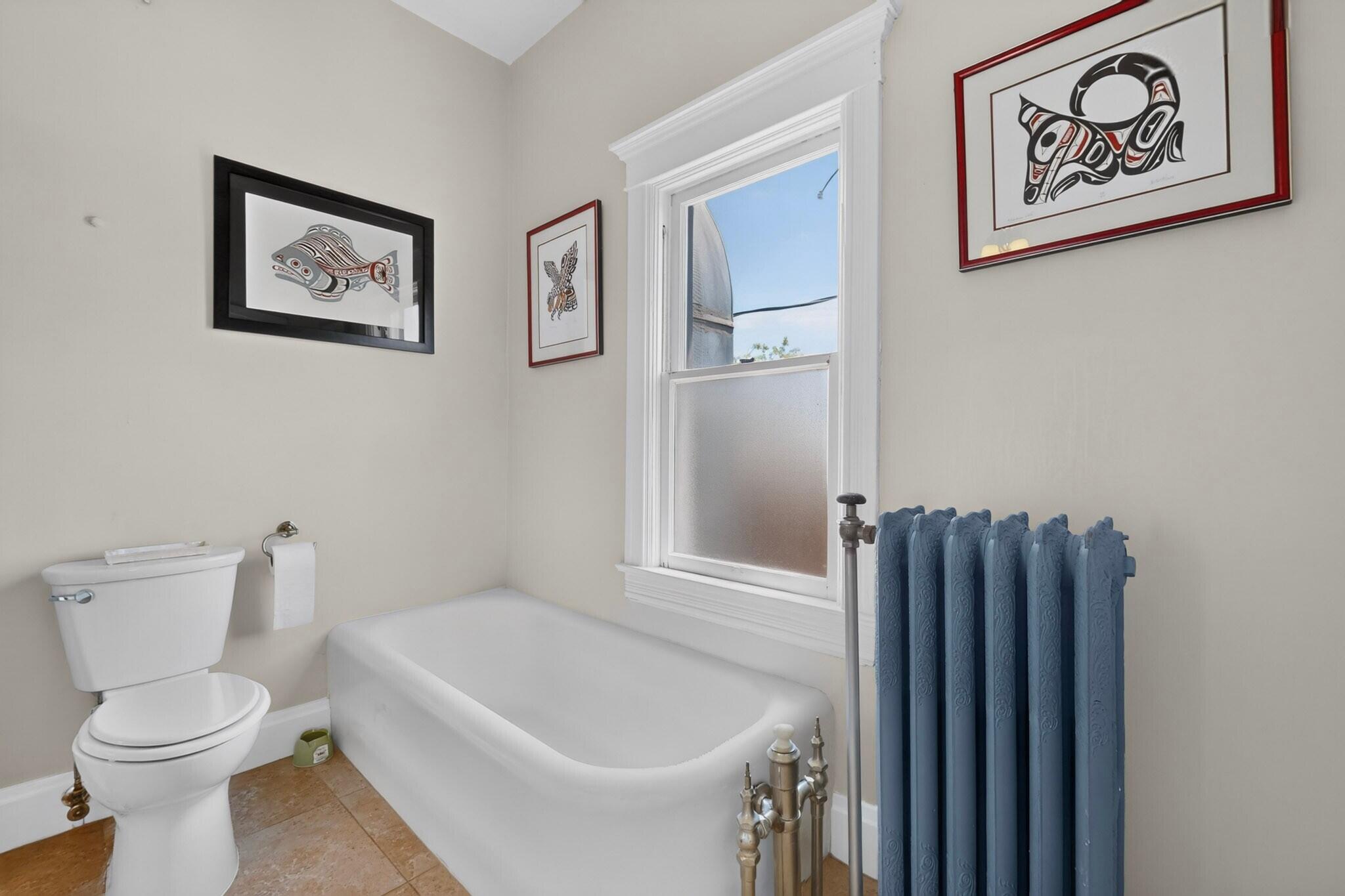 Photo 6 — 1100 Tijeras Avenue NW