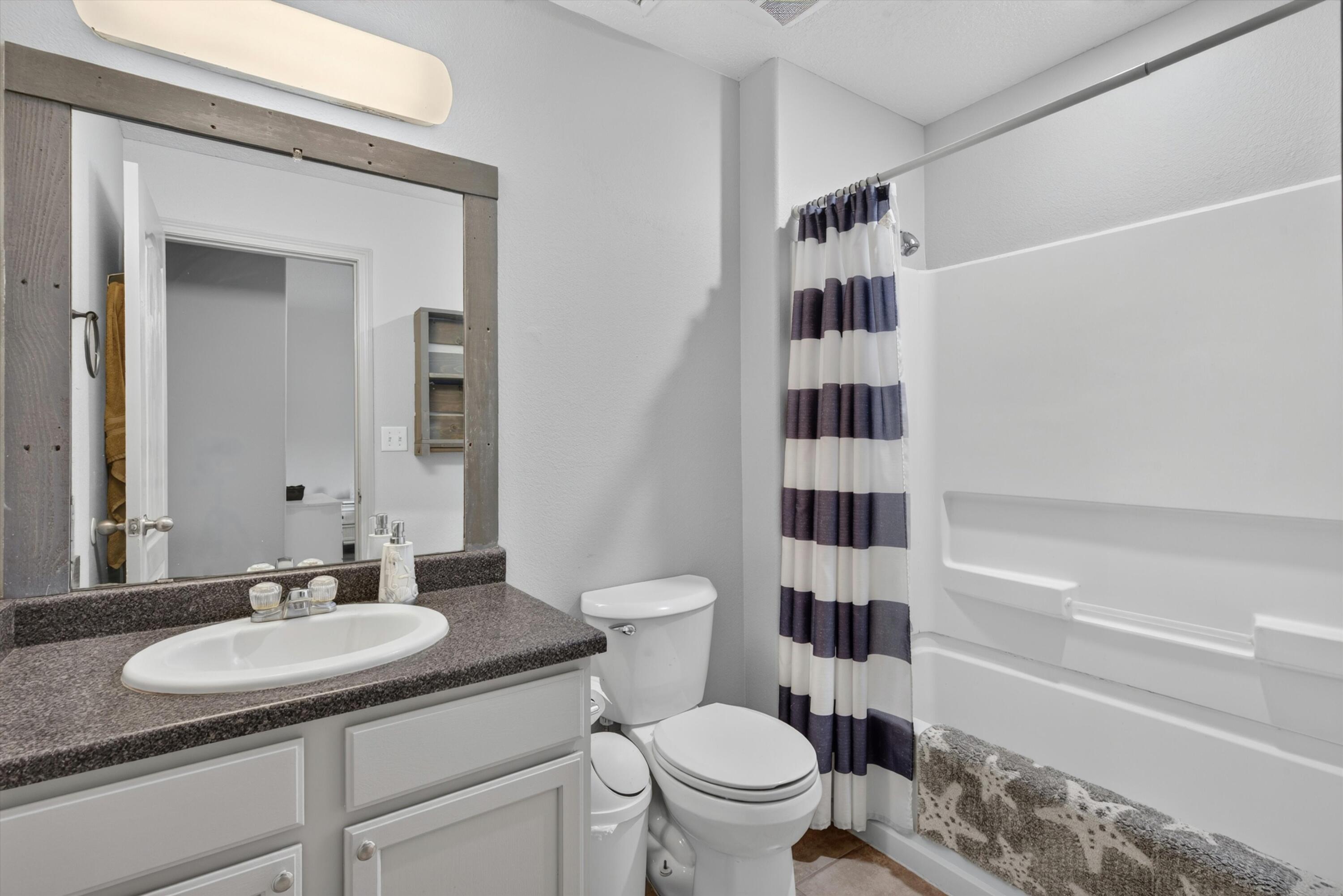 Photo 11 — 2834 Bayas Road SE