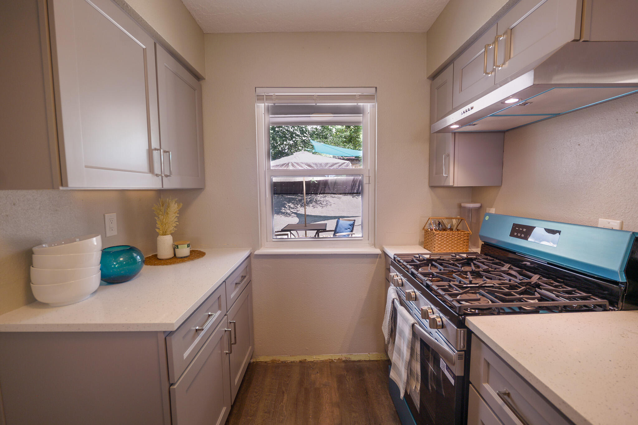 Photo 16 — 736 Monell Drive NE