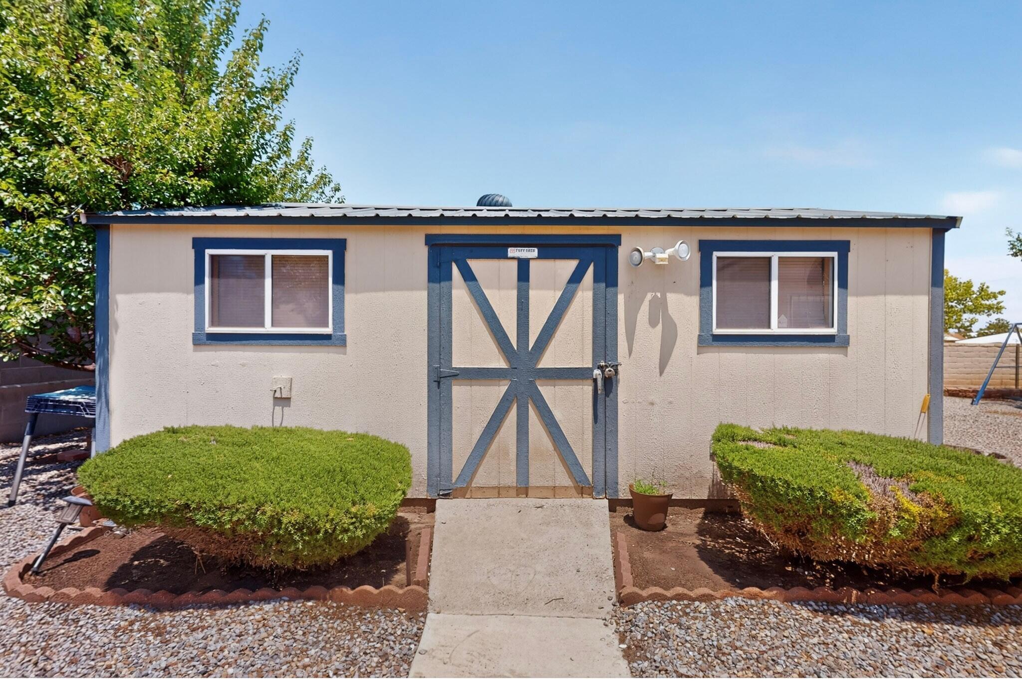 Photo 20 — 6977 Albany Hills Drive NE