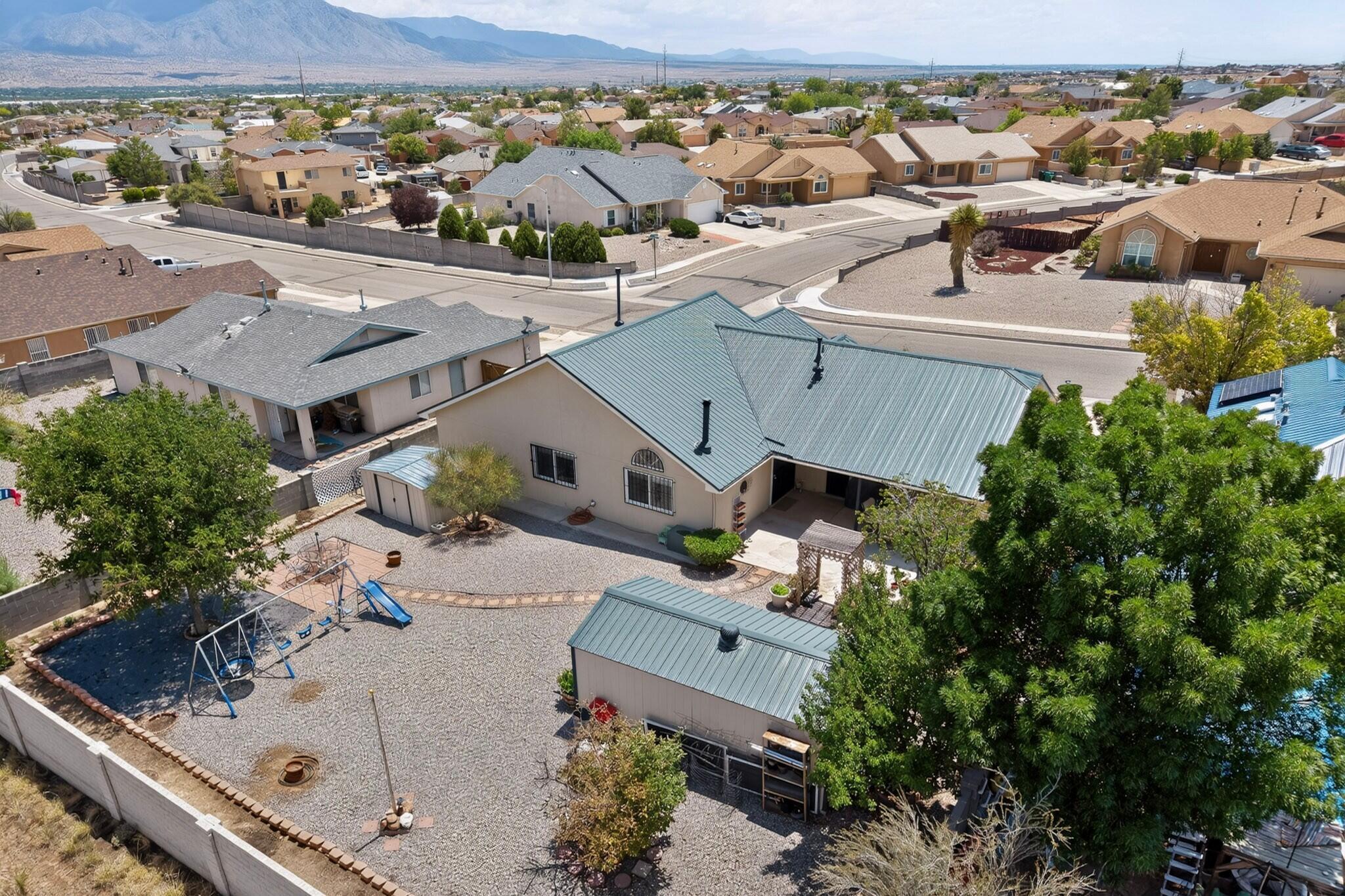Photo 15 — 6977 Albany Hills Drive NE