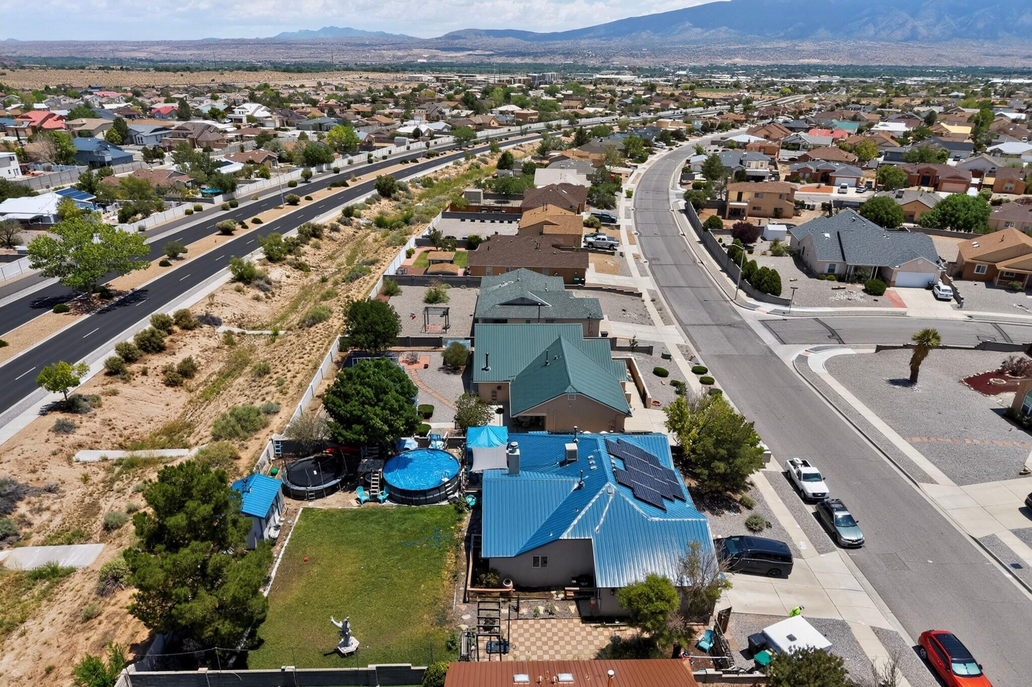 Photo 13 — 6977 Albany Hills Drive NE