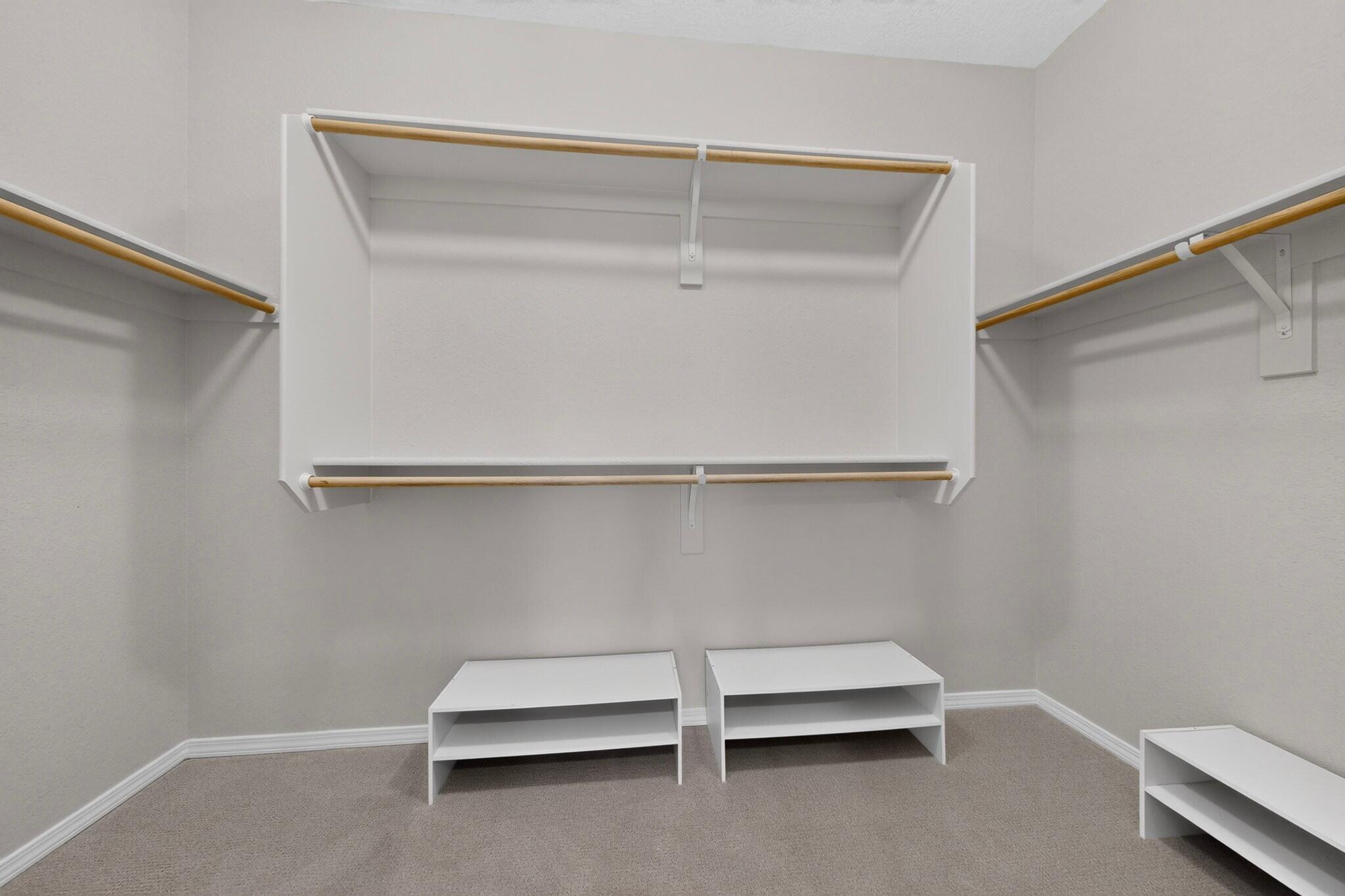 Photo 16 — 6061 Nauman Drive SE
