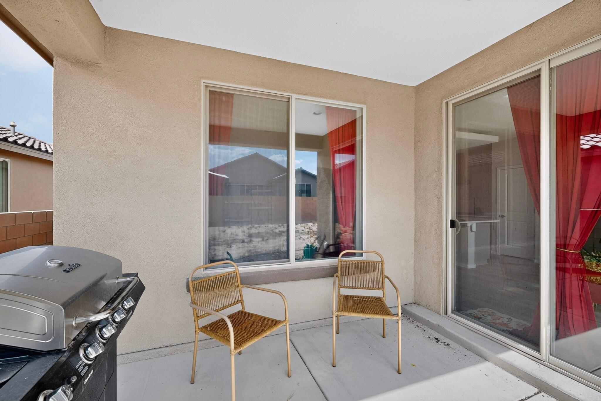 Photo 12 — 6061 Nauman Drive SE