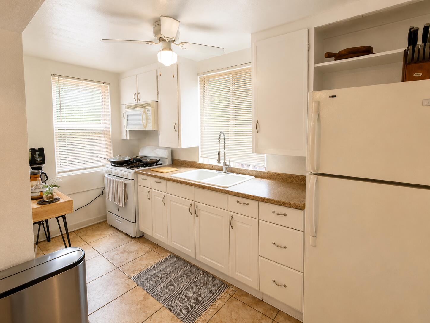 Photo 15 — 1133 Girard Boulevard NE