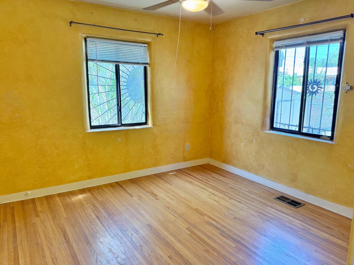 Photo 6 — 1937 Truman Street NE