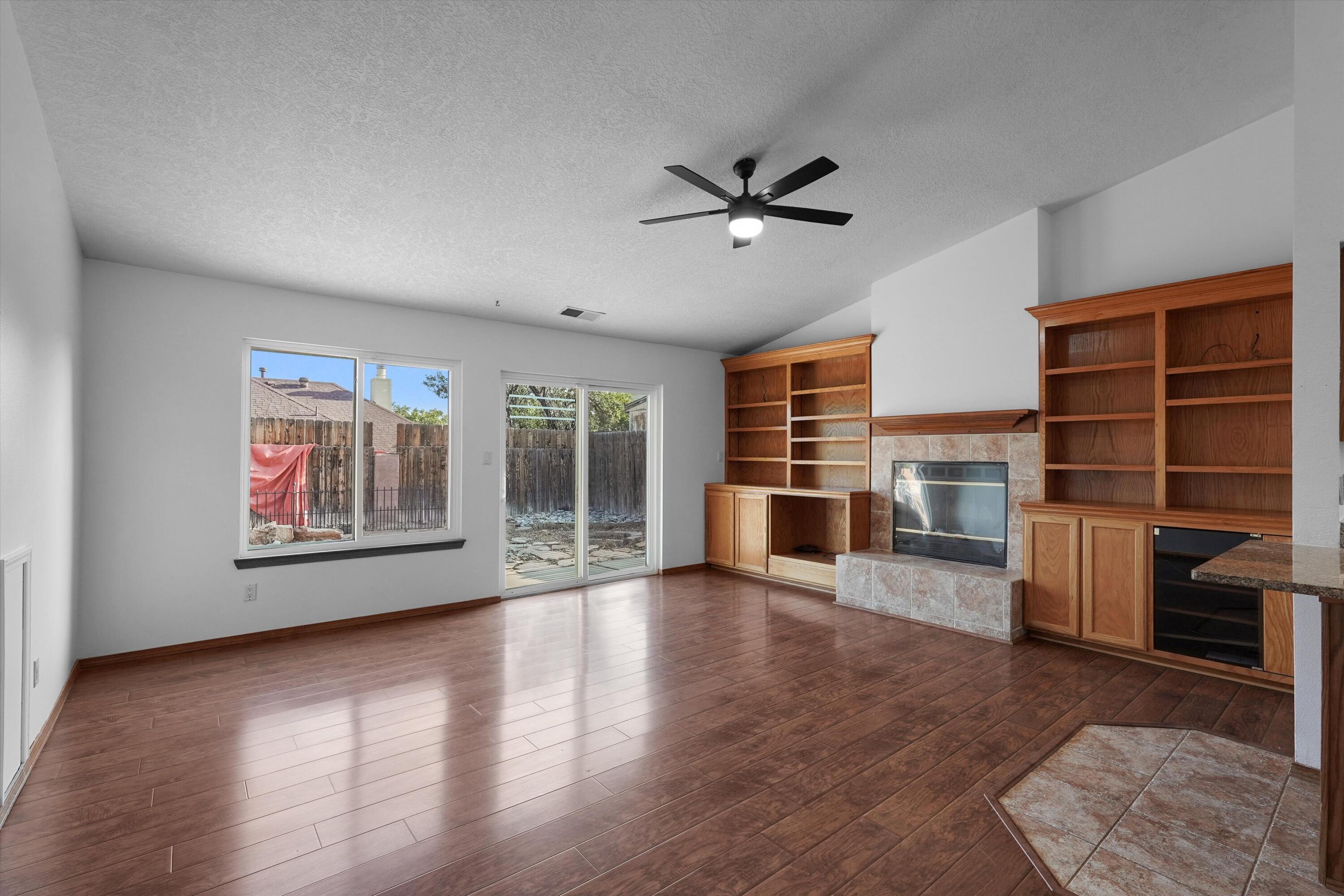 Photo 7 — 4517 Samara Road NW