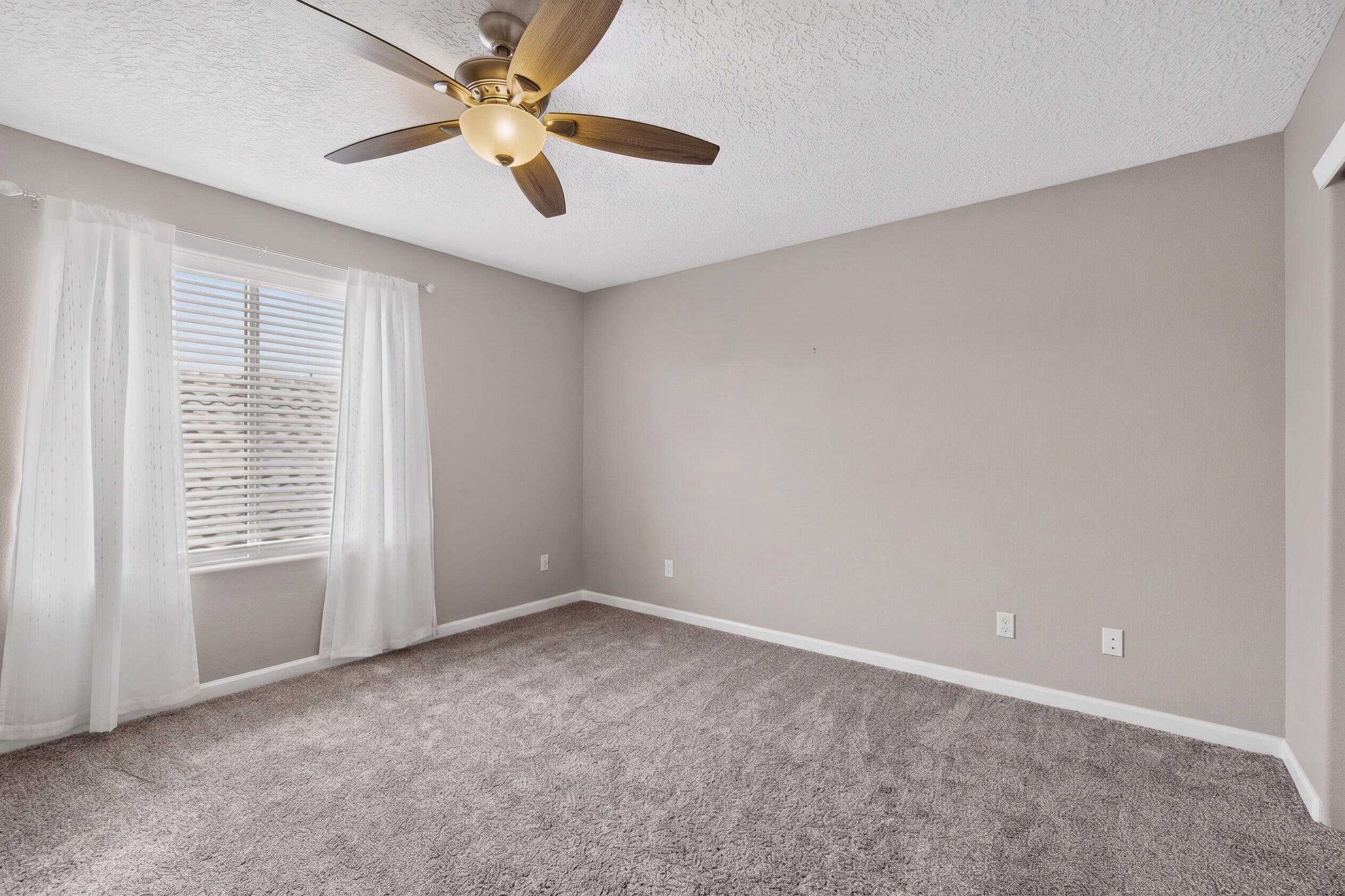 Photo 18 — 8719 Monsoon Road NW