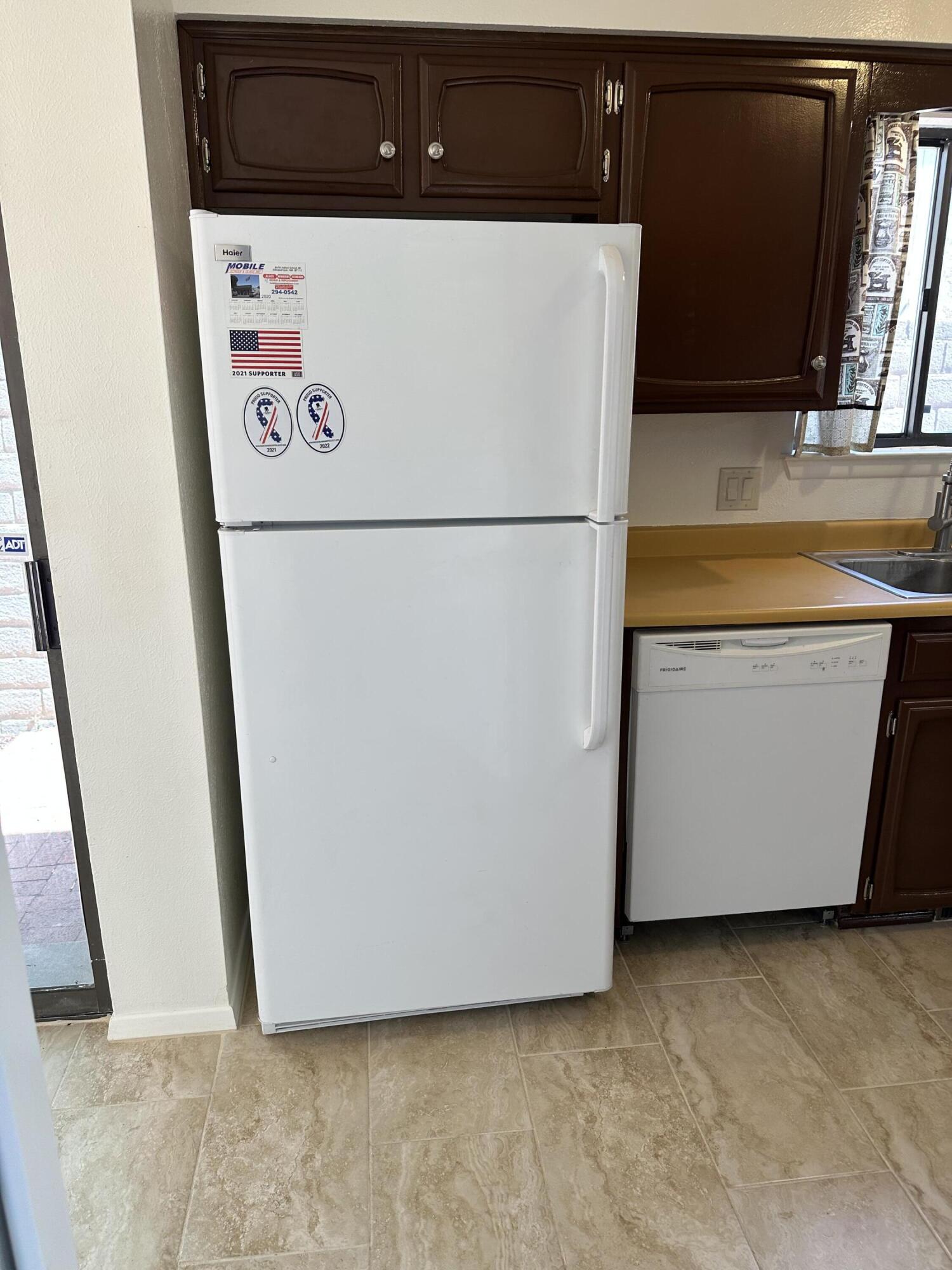 Photo 4 — 612 Ortiz Drive NE