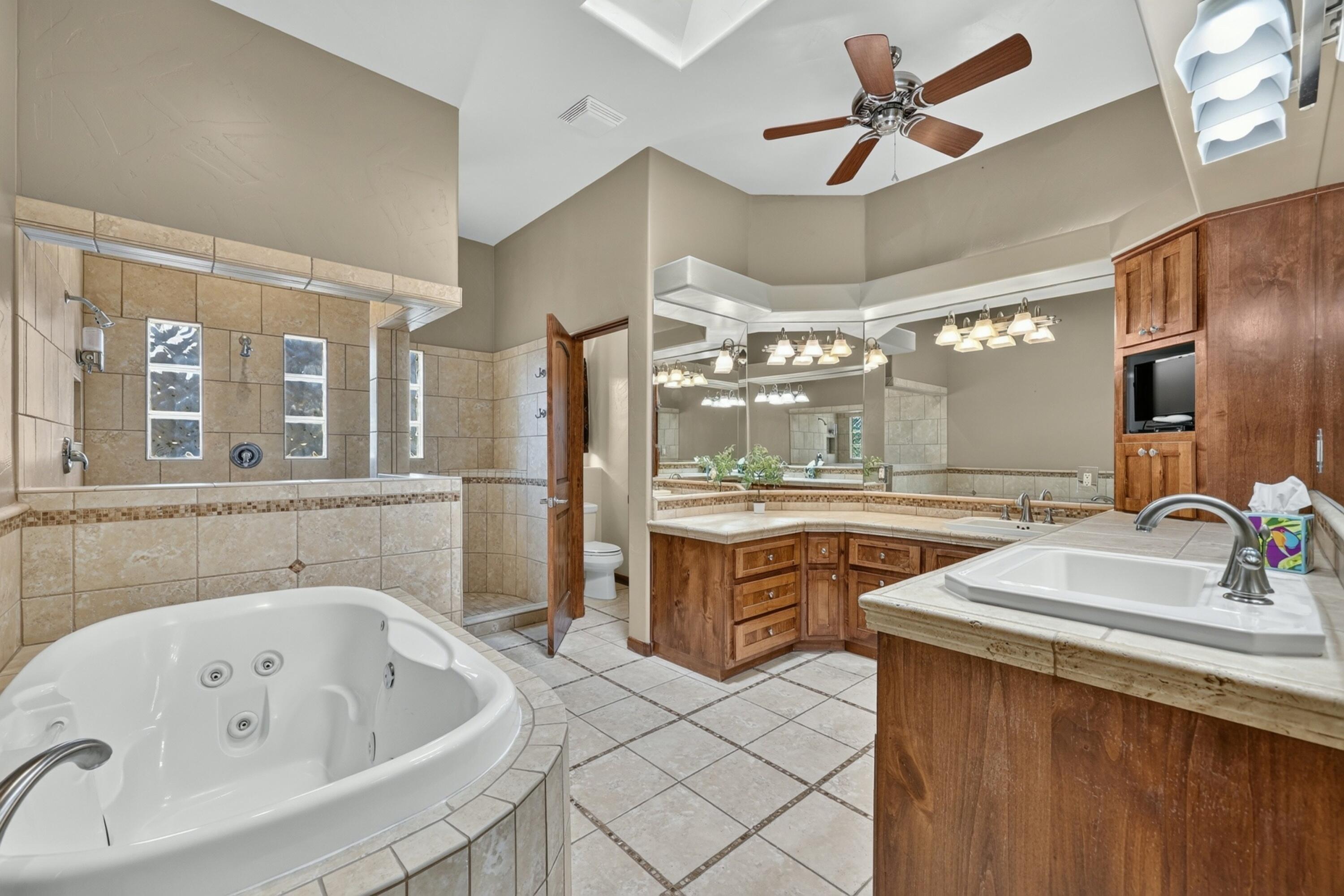 Photo 17 — 2624 Saltillo Road NE