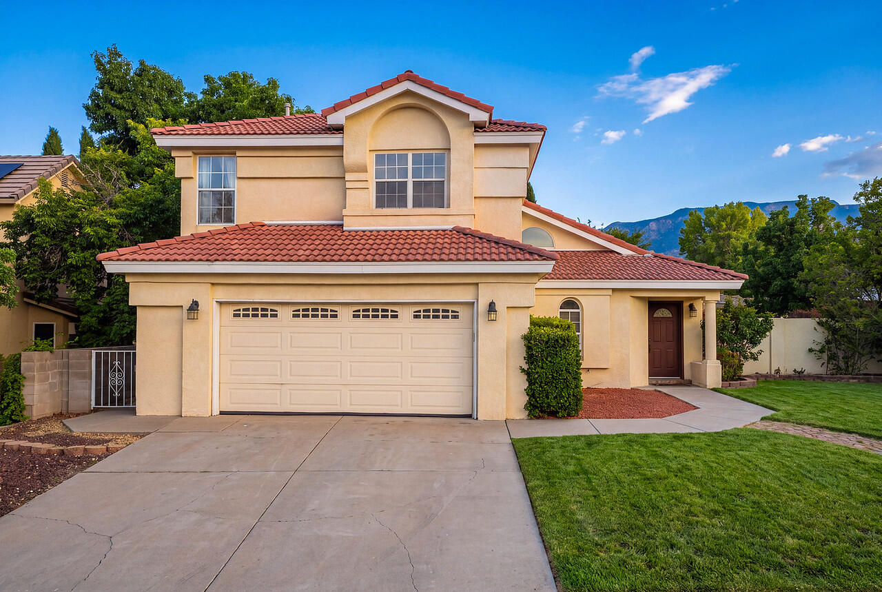 9441 Allande Road NE, Albuquerque, NM 87109