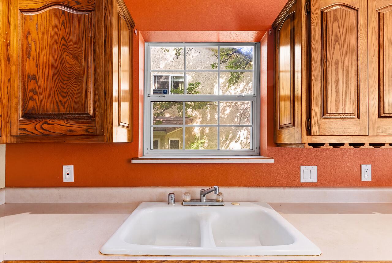 Photo 20 — 9441 Allande Road NE