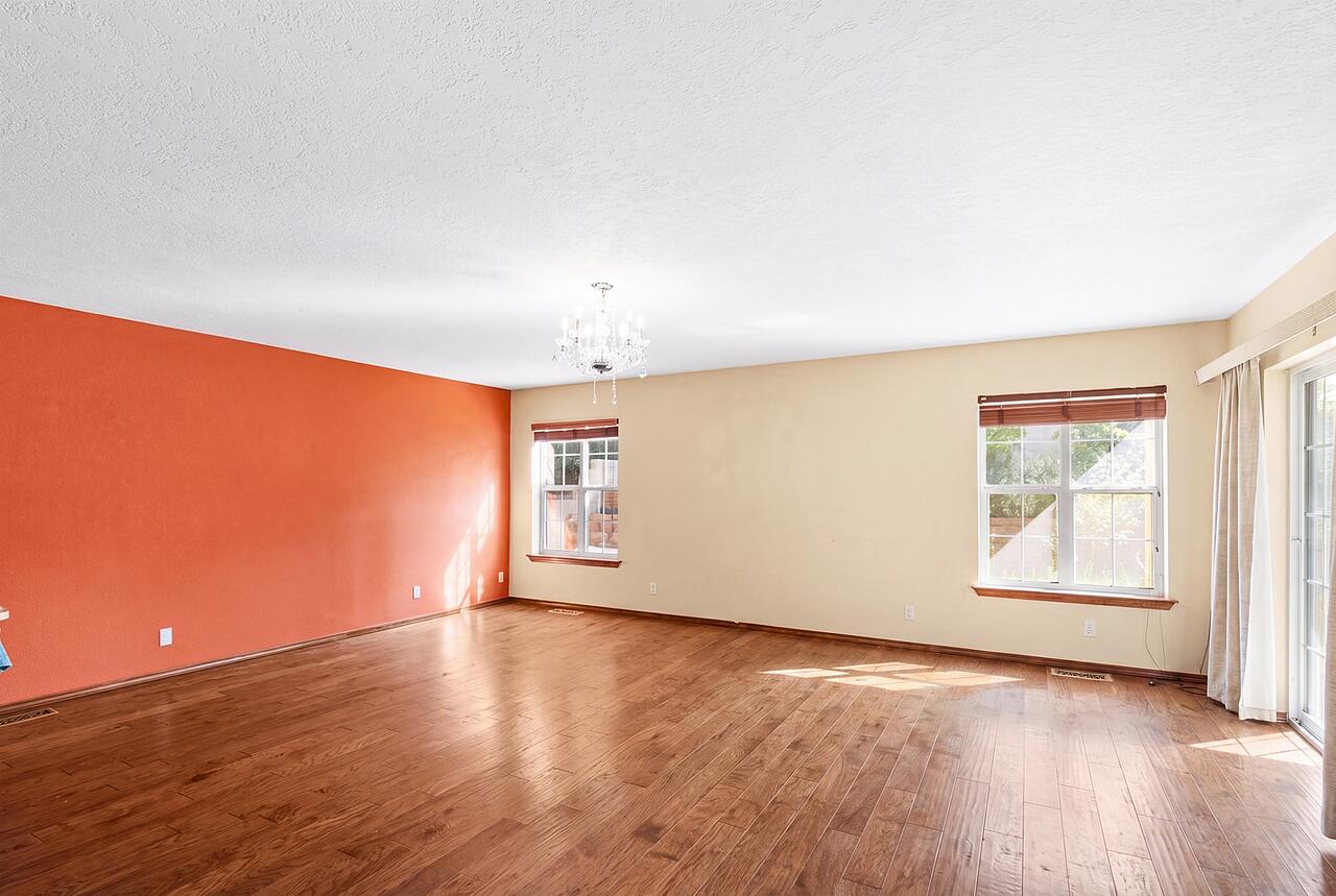 Photo 16 — 9441 Allande Road NE