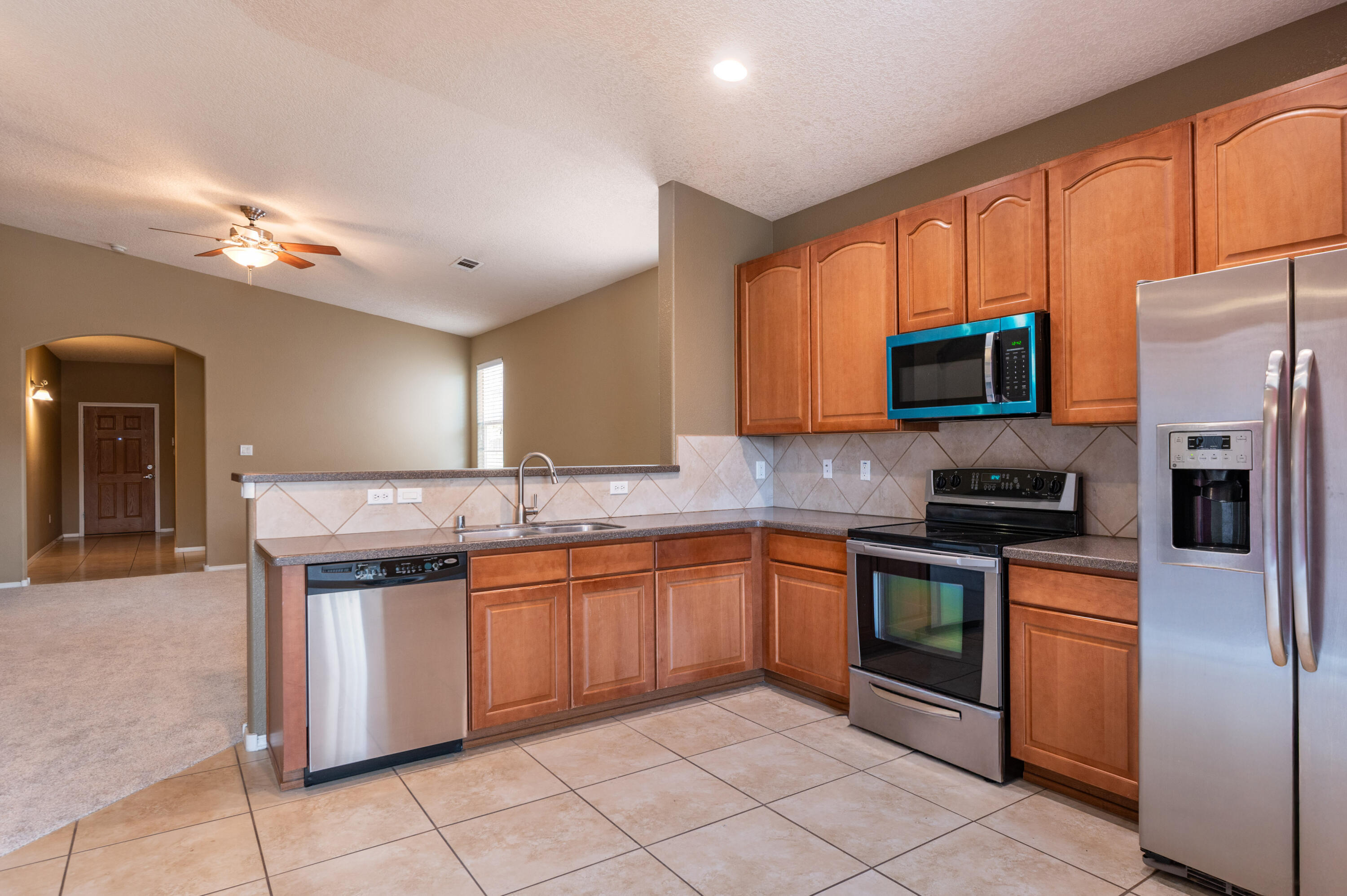 Photo 12 — 2240 Montevine Court SE