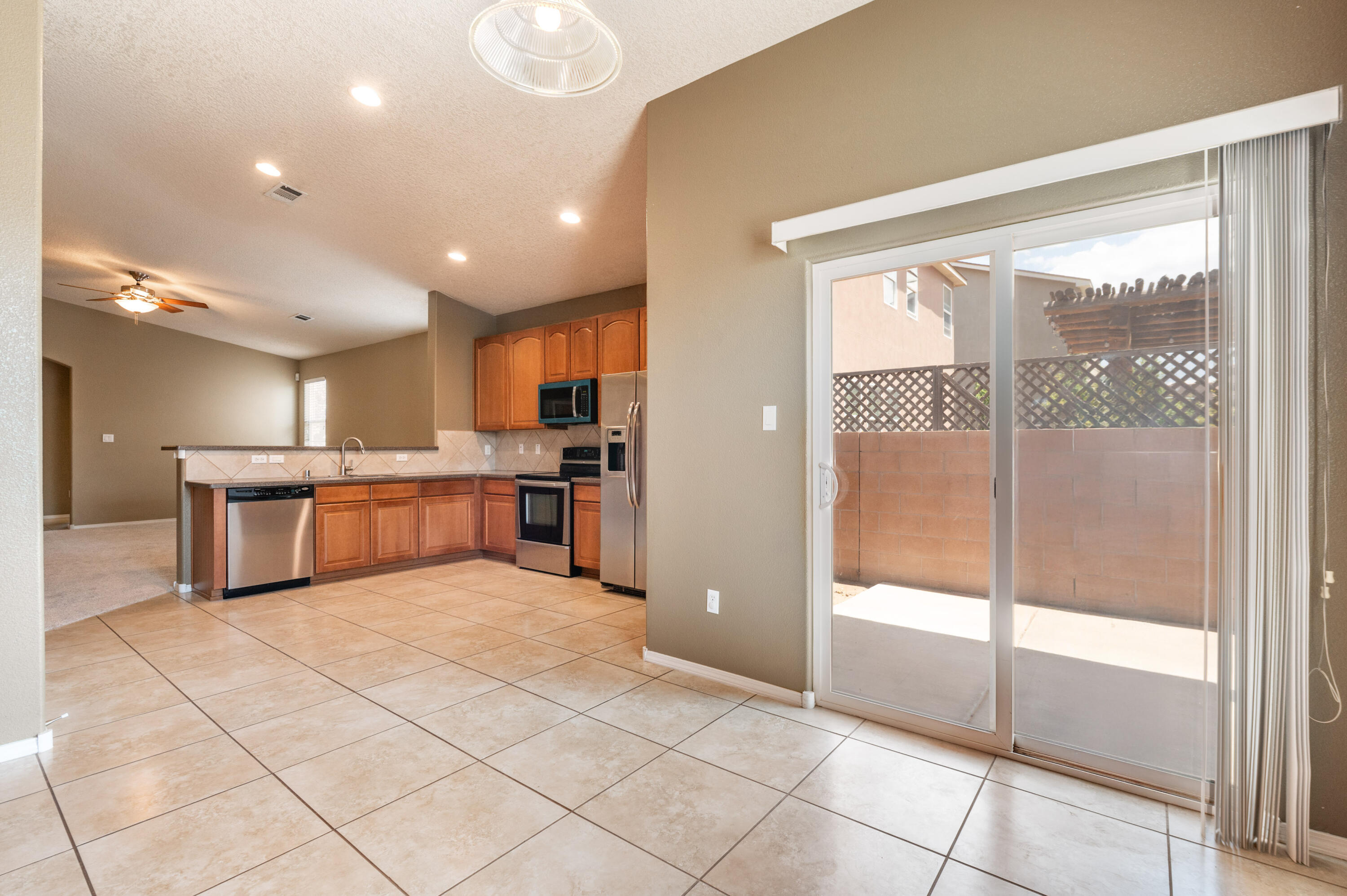 Photo 14 — 2240 Montevine Court SE