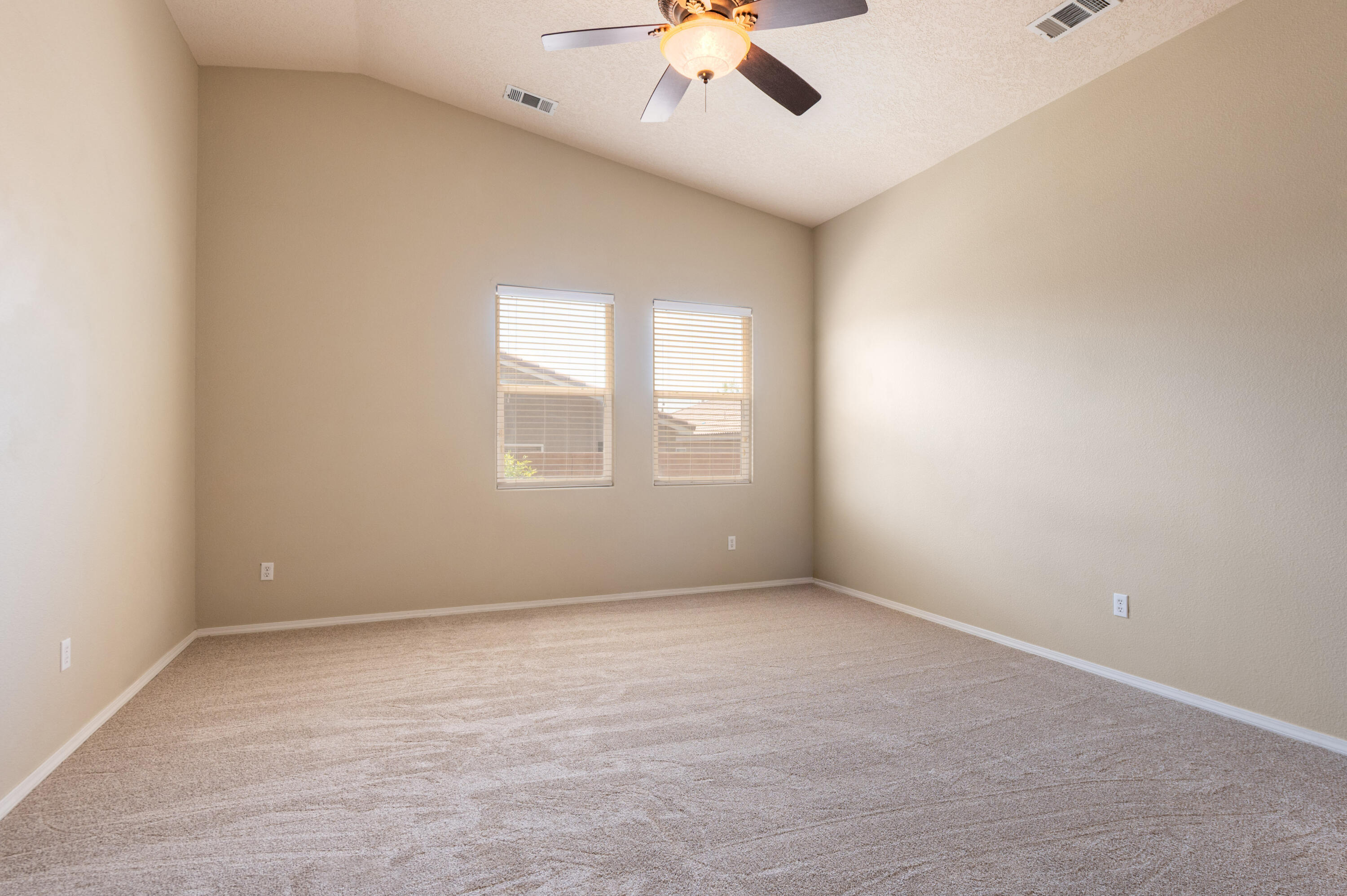 Photo 15 — 2240 Montevine Court SE