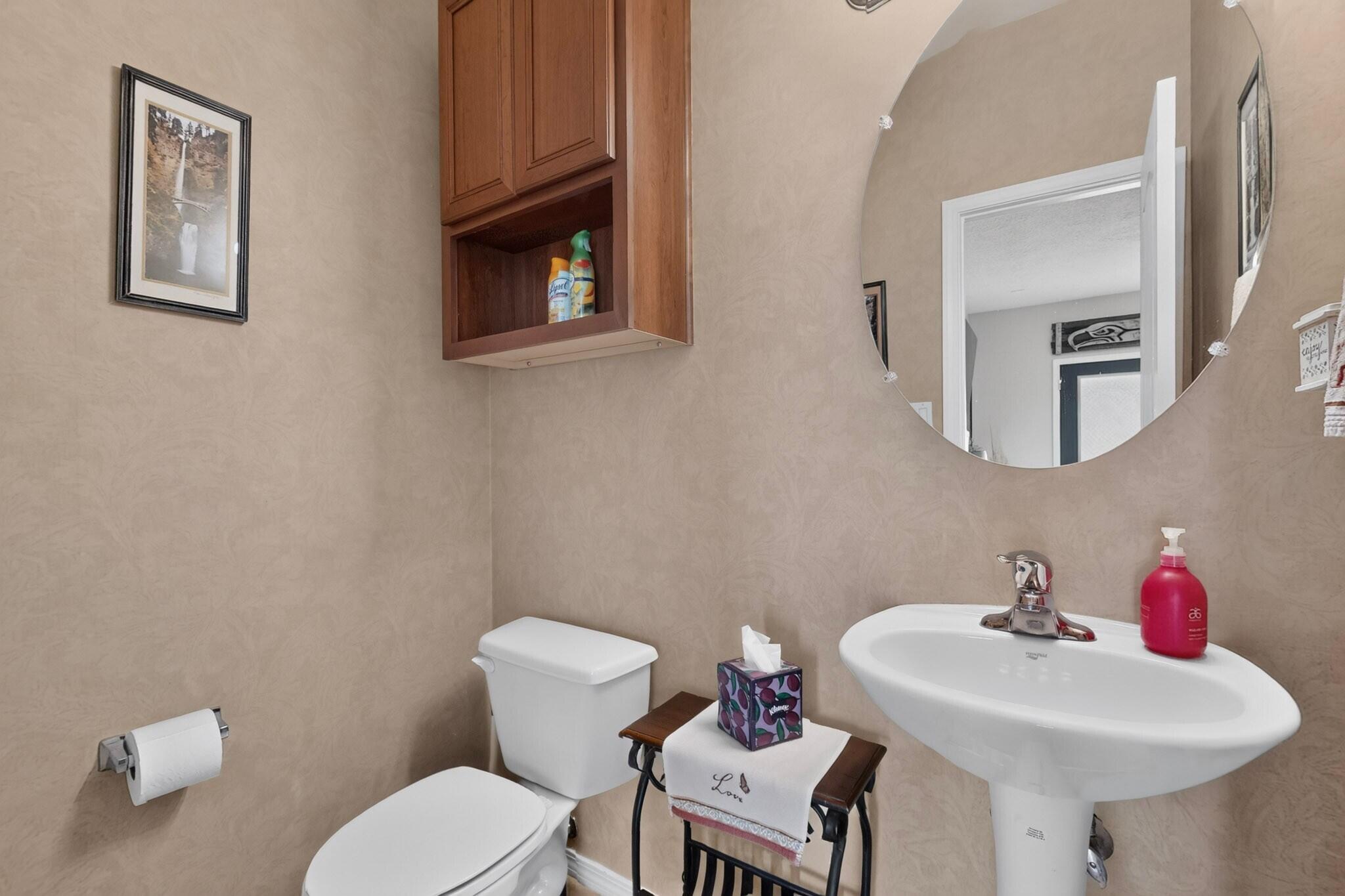 Photo 2 — 2325 Cortina Loop SE