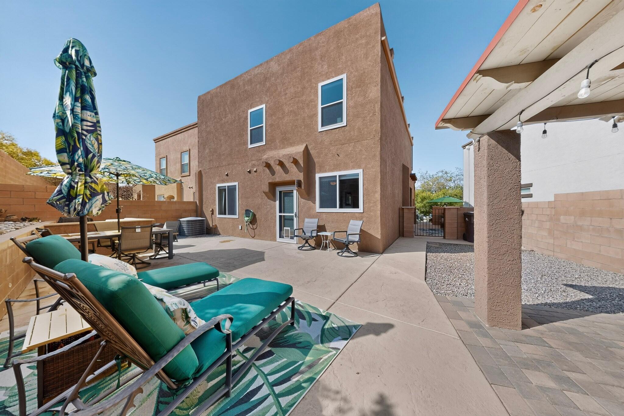 Photo 8 — 2325 Cortina Loop SE