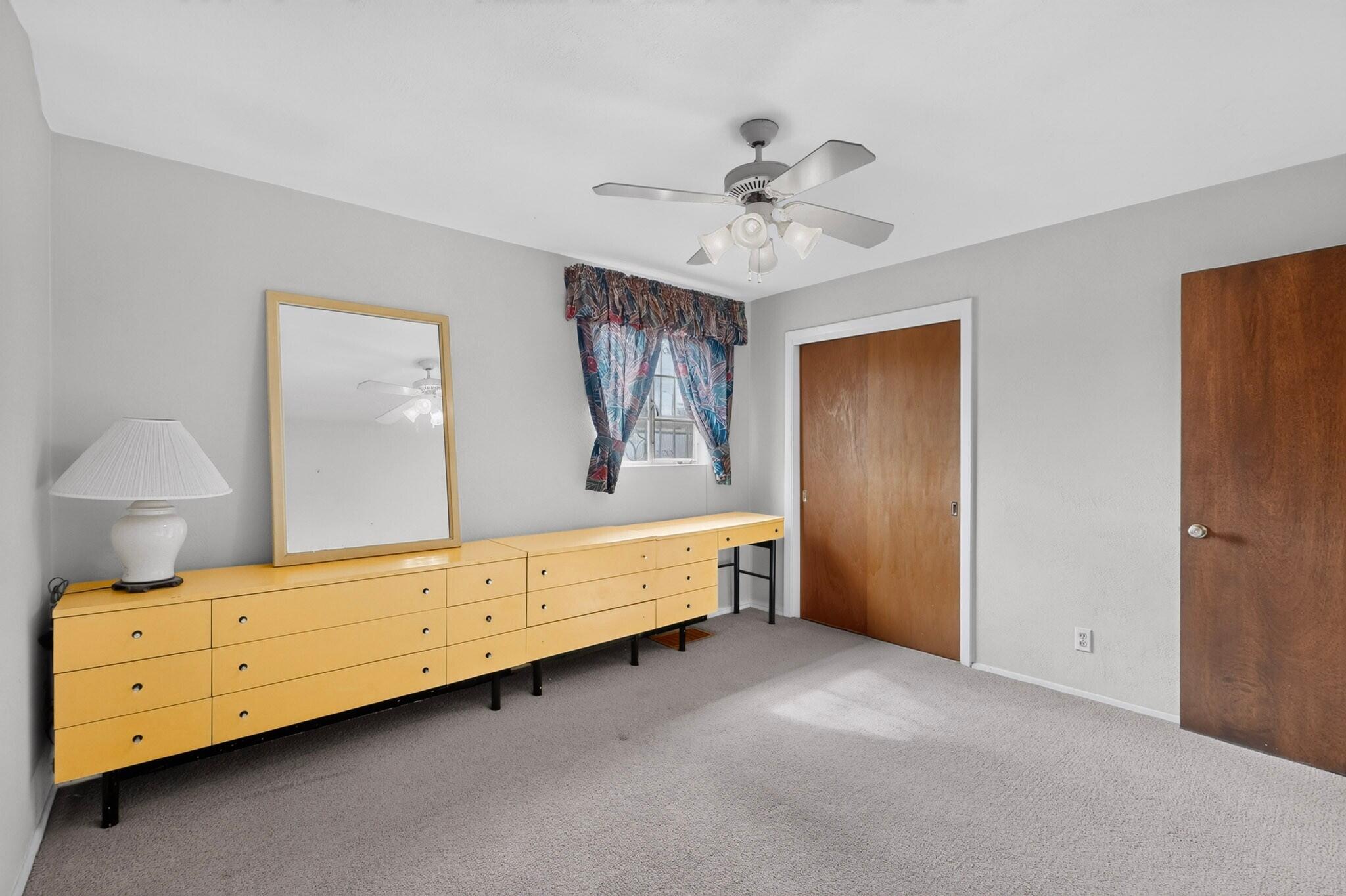 Photo 3 — 628 Kentucky Street SE