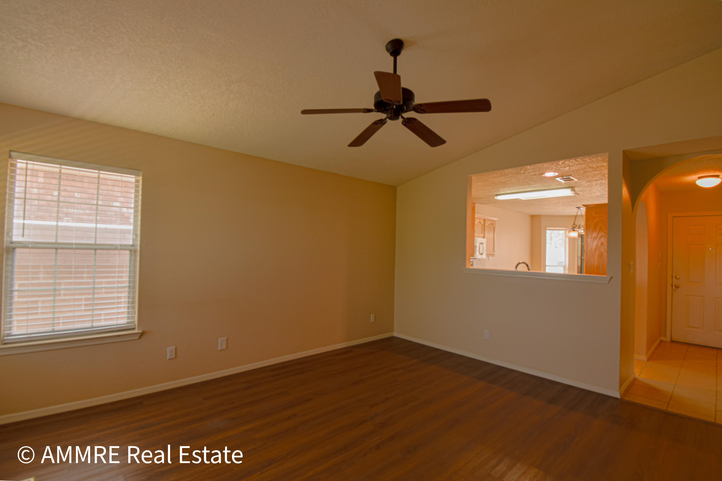 Photo 17 — 6835 Forest Hills Drive NE