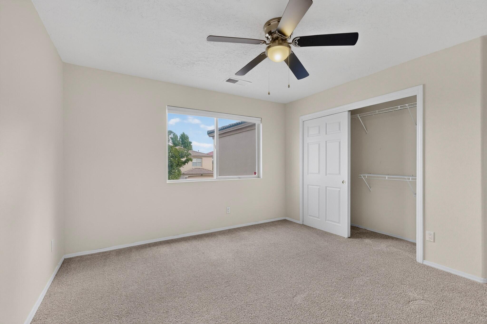 Photo 20 — 6804 Glenlochy Way NE