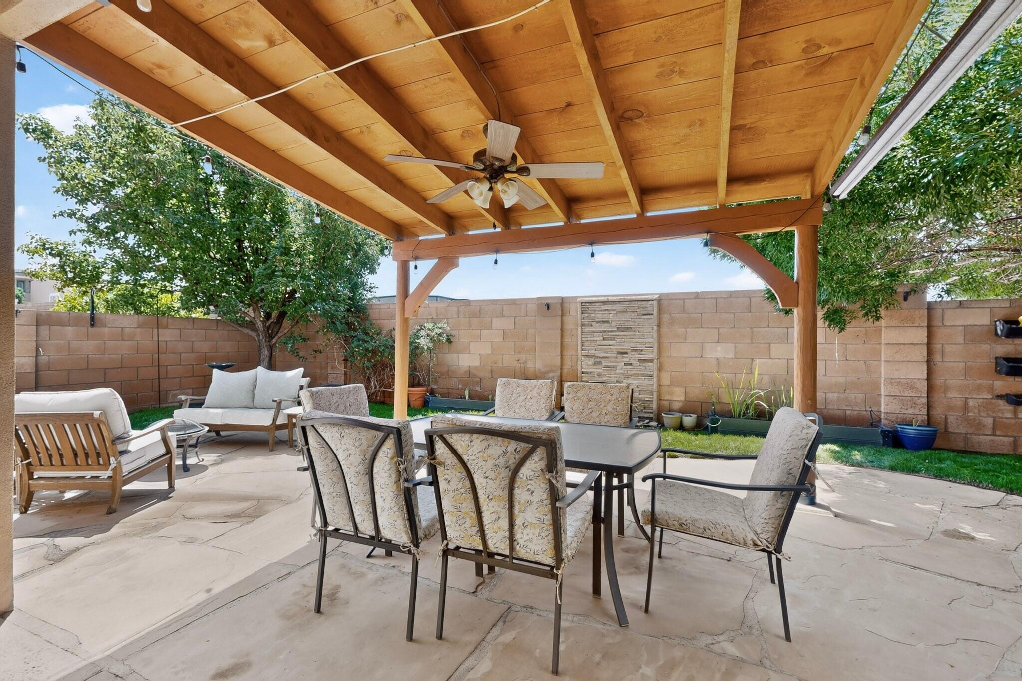 Photo 8 — 6804 Glenlochy Way NE