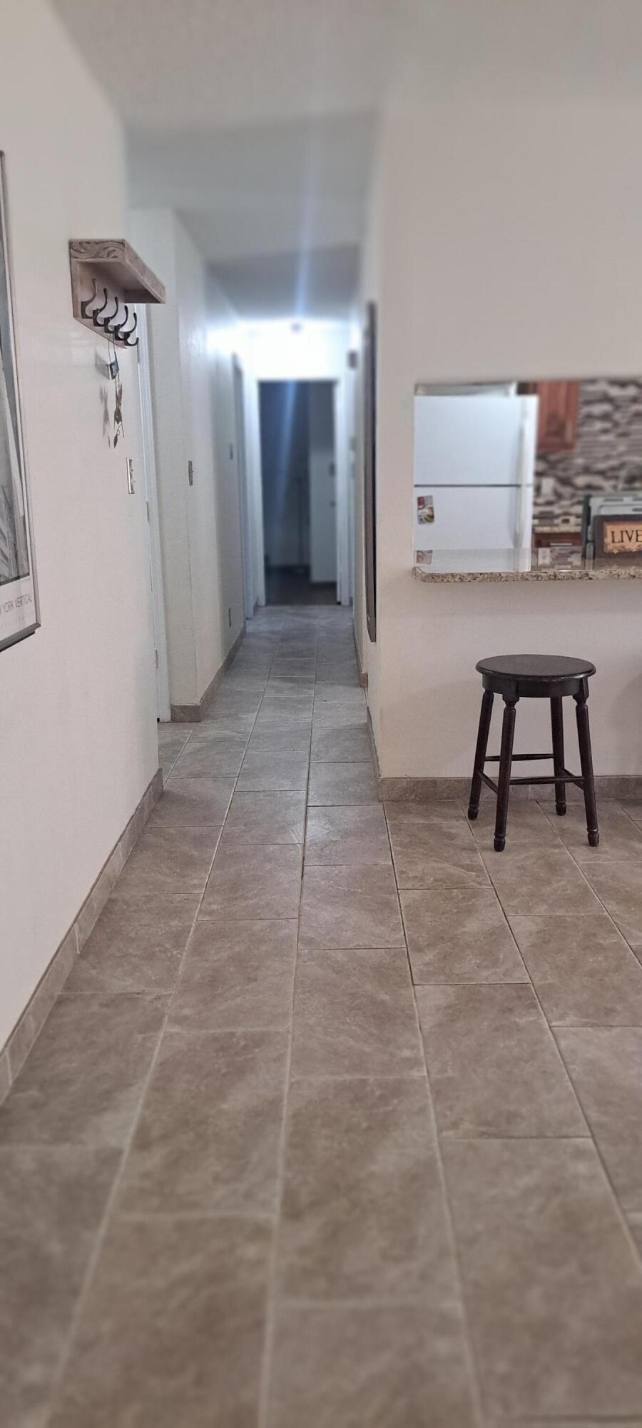 Photo 5 — 785 Arcturus Avenue SE