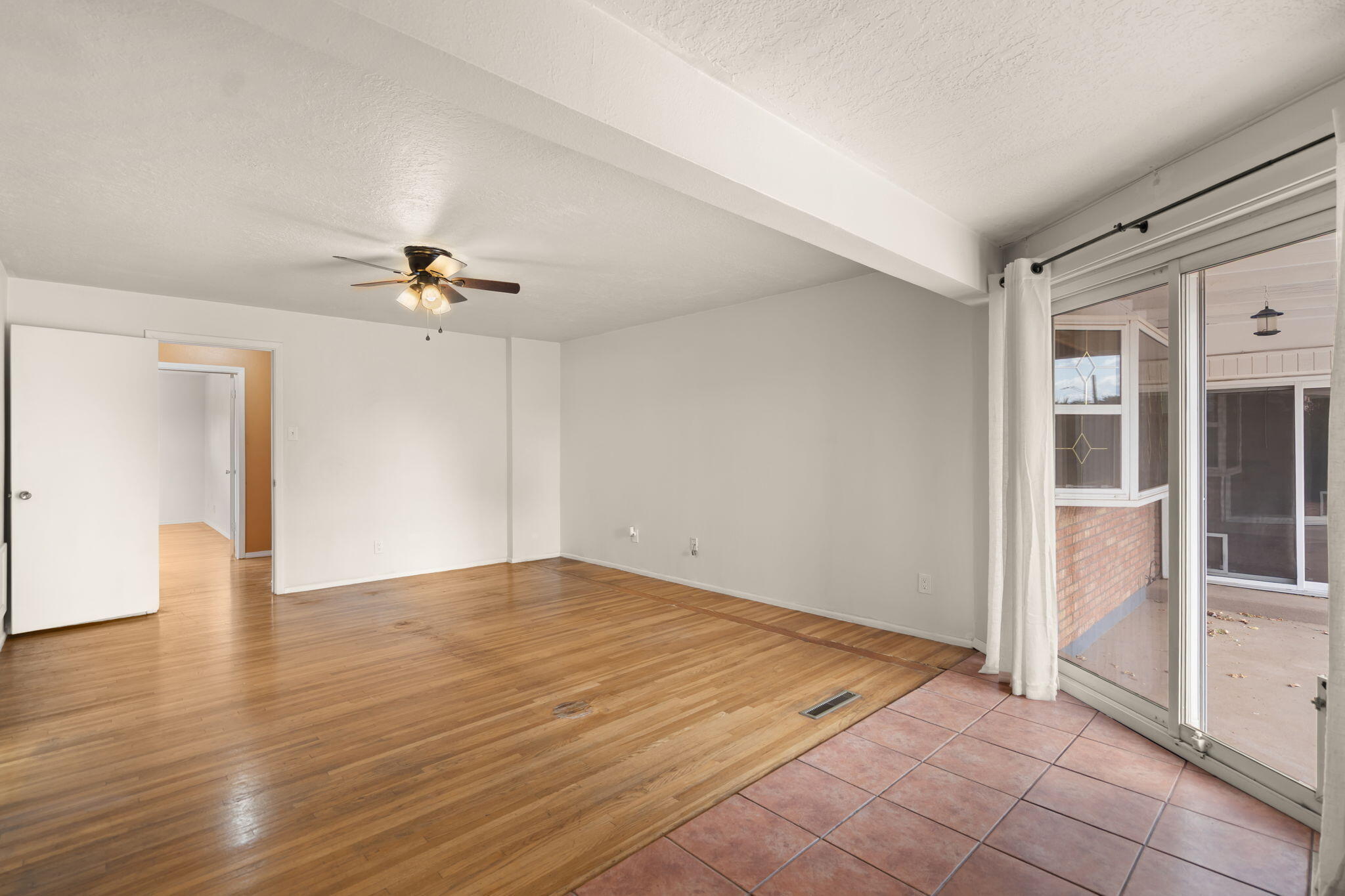 Photo 5 — 2829 San Pablo Street NE