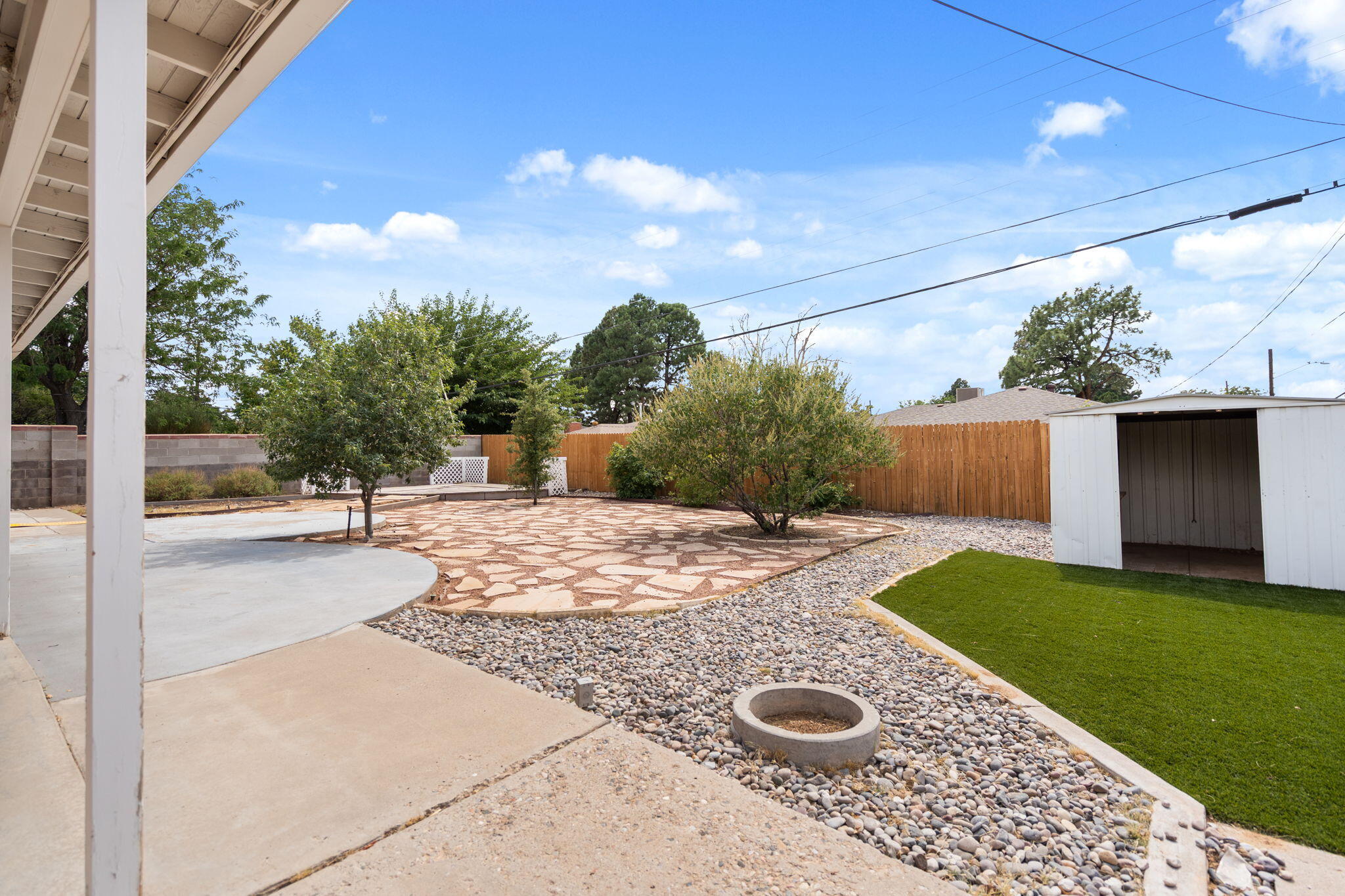 Photo 11 — 2829 San Pablo Street NE